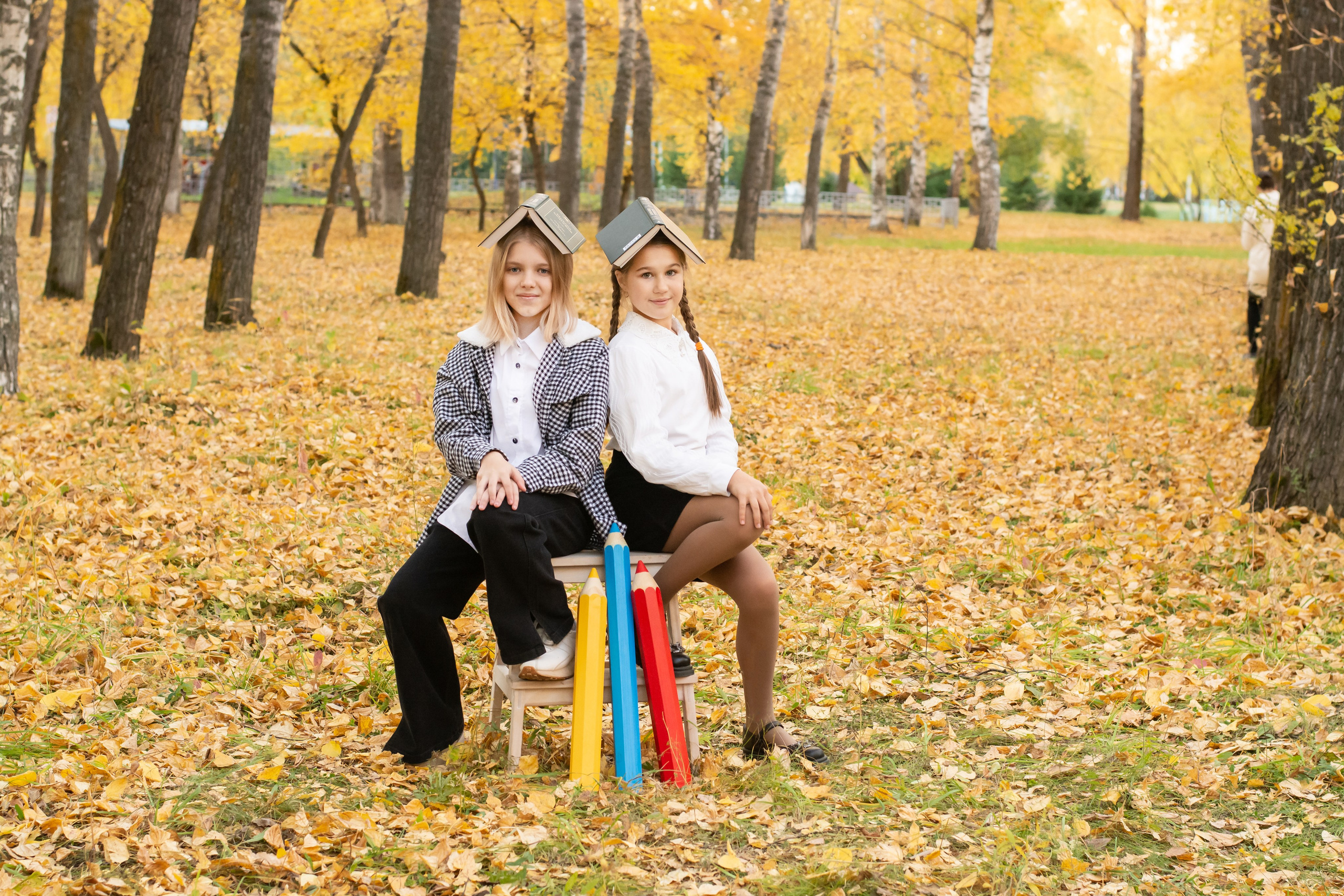 Фотосессия осенью для 4 класса. Выпускные альбомы Юрга — Фотограф Светлана Тихонова