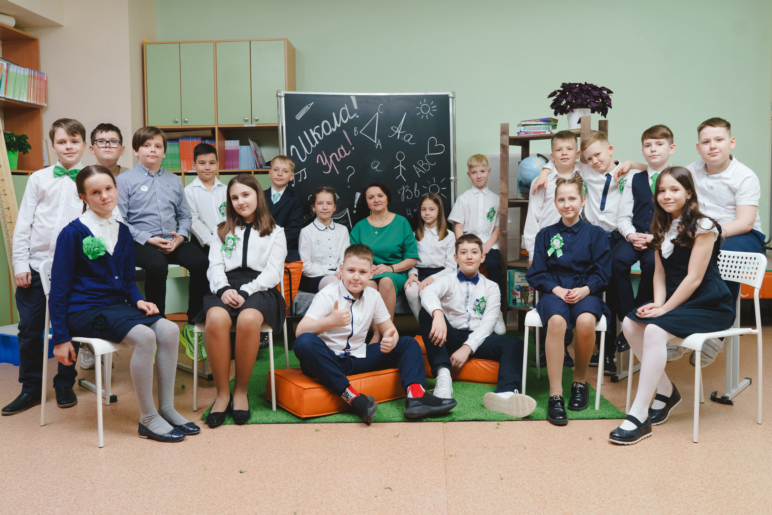 Выпускные альбомы «Школа на твоем берегу» № 29. п. Старопышминск. Фотограф в детский сад в Екатеринбурге, выпускные альбомы Юлия Умерова