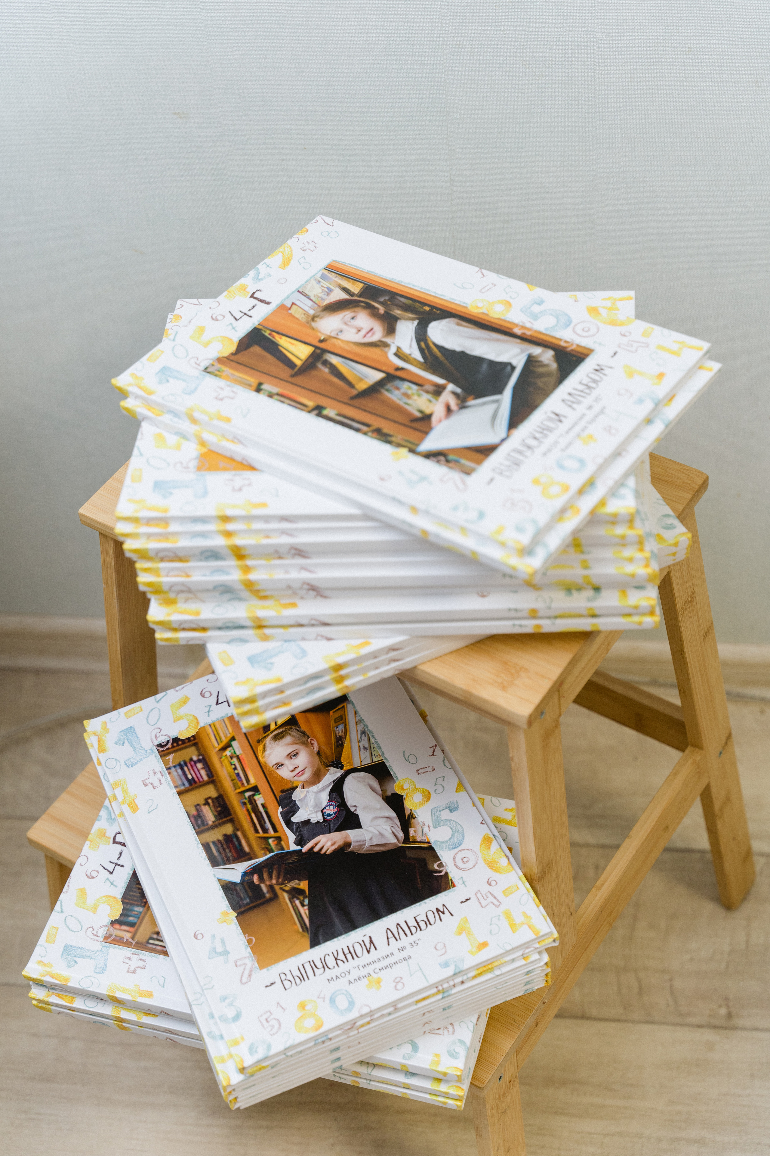 Выпускные альбомы 4 класс Екатеринбург. Фотограф в детский сад в Екатеринбурге, выпускные альбомы Юлия Умерова