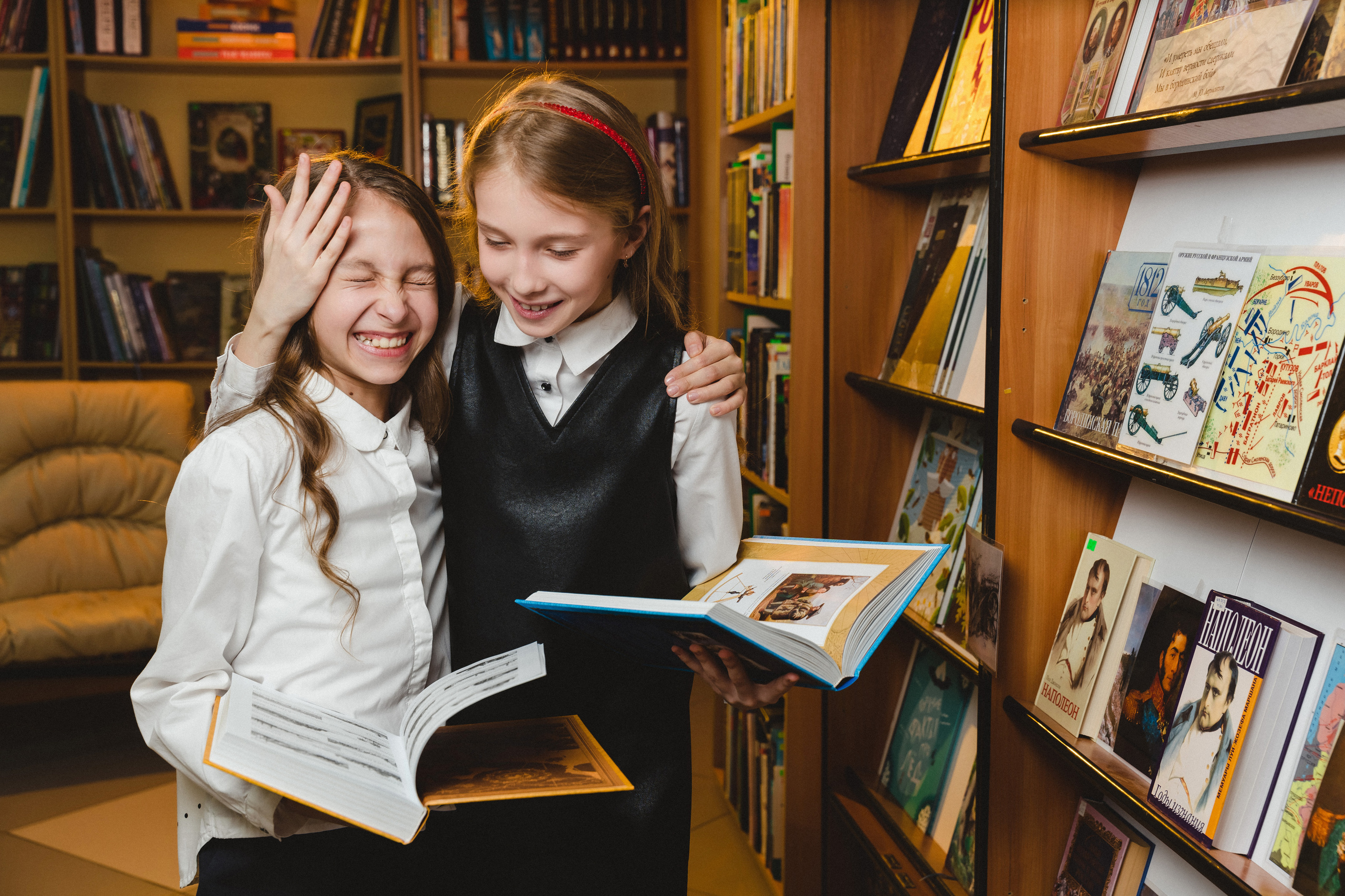 Выпускные альбомы 4 класс Екатеринбург. Фотограф в детский сад в Екатеринбурге, выпускные альбомы Юлия Умерова