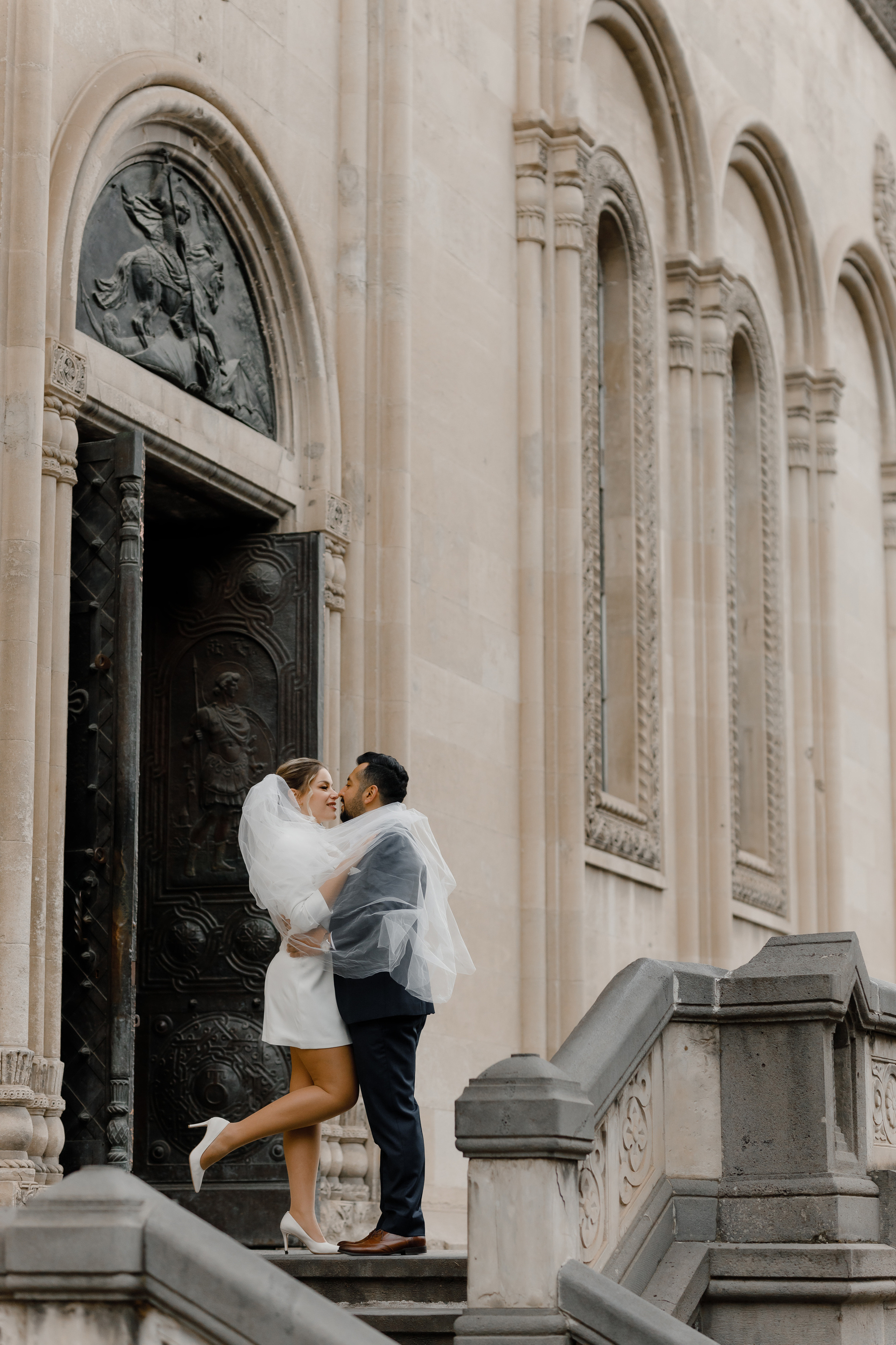 1 Hour in TBS. Aliaksandr Shyshko is a wedding and family photographer in Georgia and