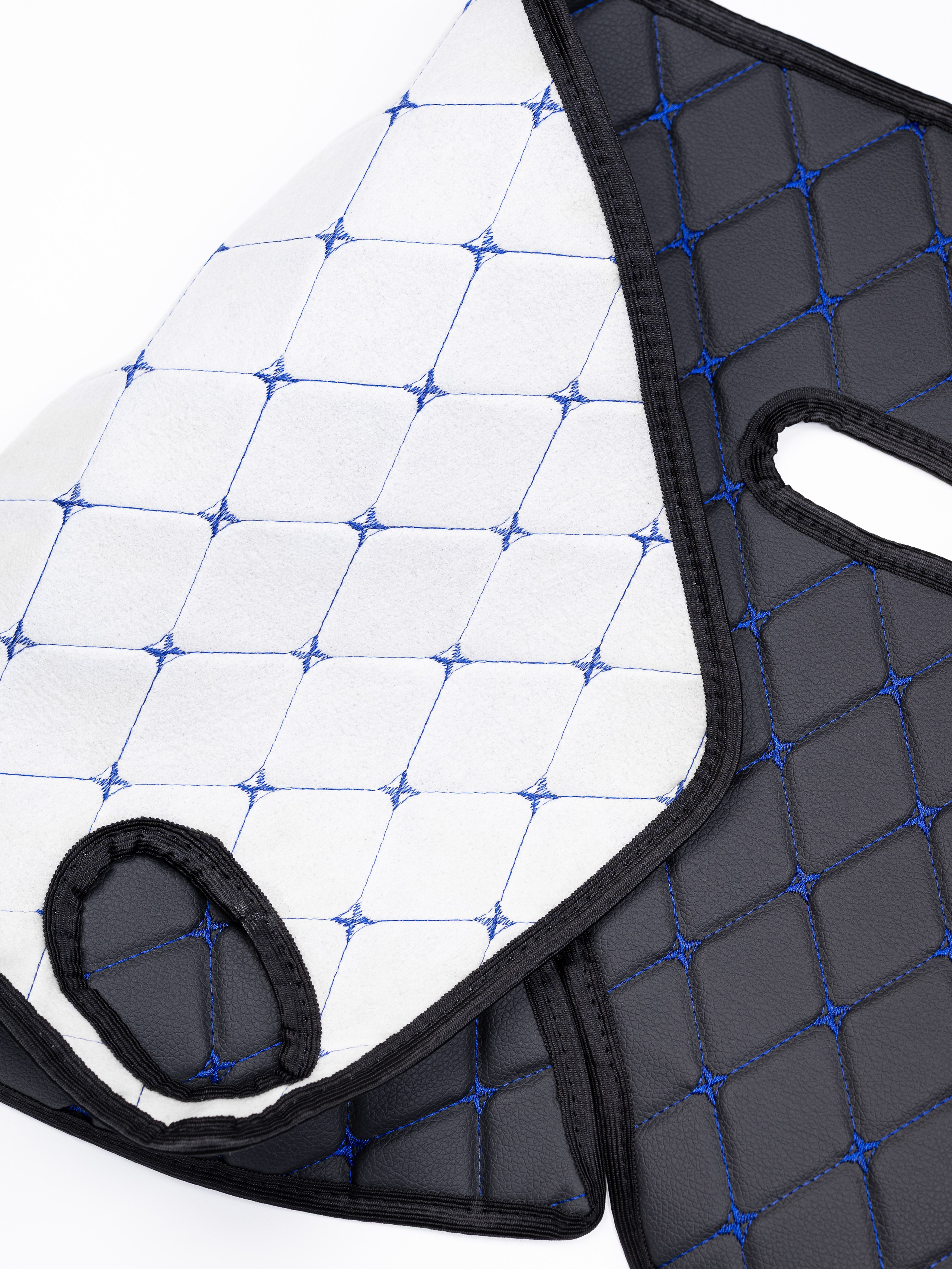 Автонакидки на панель. Предметный фотограф, фото для маркетплейсов Пятигорск, КМВ