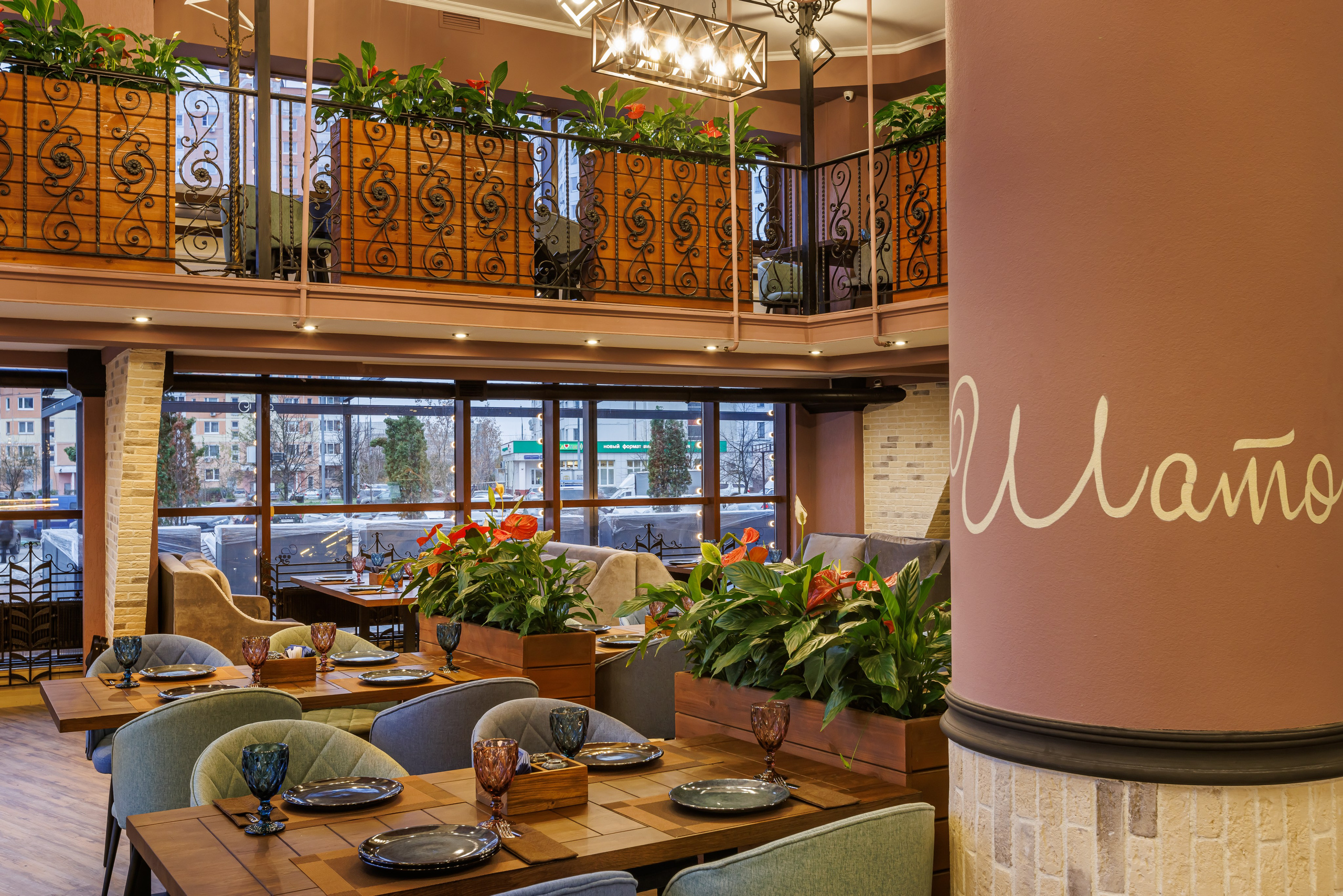 Интерьерная фотосъёмка кафе, ресторанов и баров в Москве. Интерьерный фотограф Дмитрий Медведев. Фуд-фотограф в Москве Дмитрий Медведев. Фуд-фото и контент для ресторанов, кафе и баров