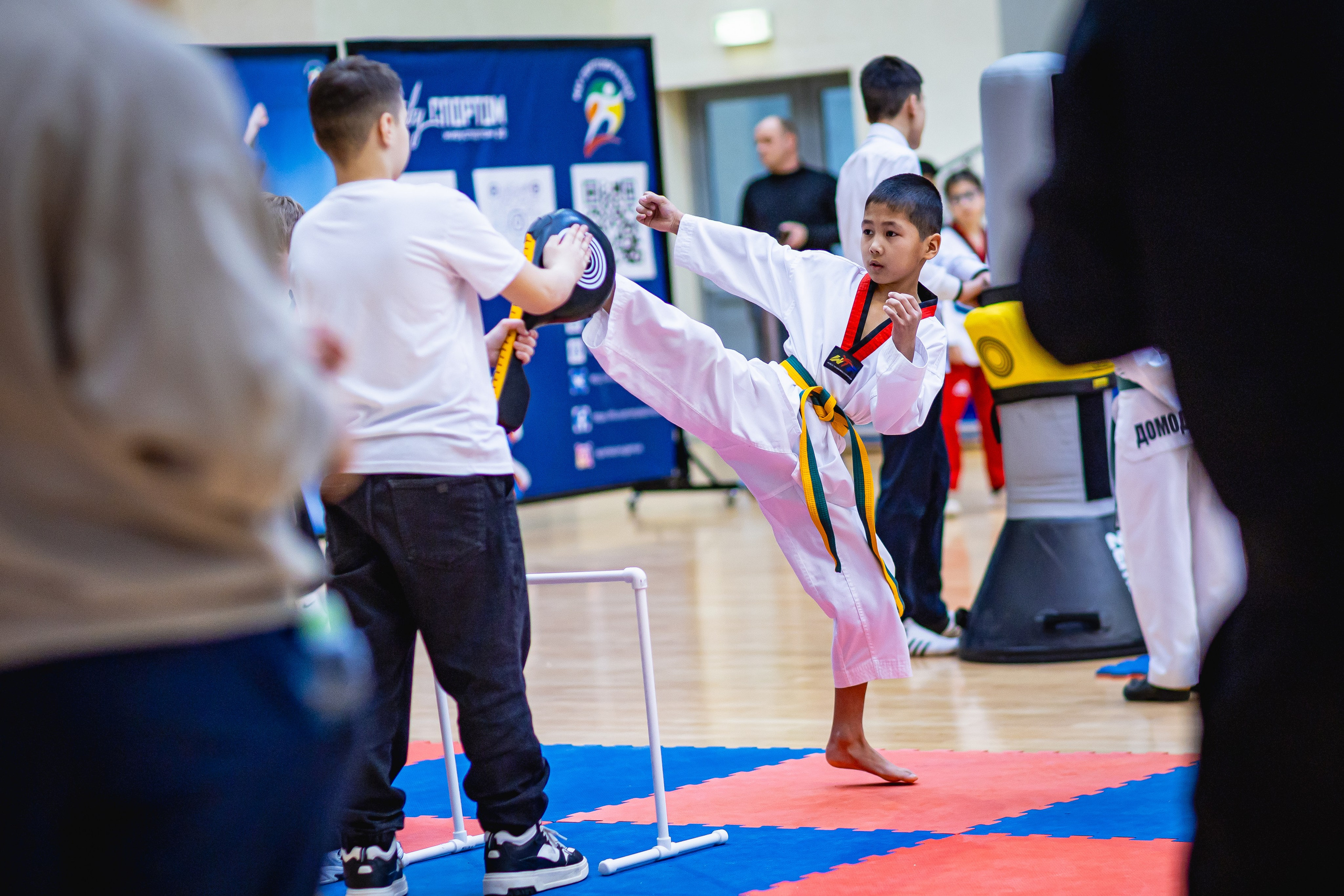 Первенство ВДЮФСОО «ФЕДЕРАЦИЯ ДЕТСКОГО ТХЭКВОНДО РОССИИ» и МОО СПКЕ «ЭРИДАН» по «СИЛОВОМУ МНОГОБОРЬЮ». Спортивный фотограф Максим Серегин