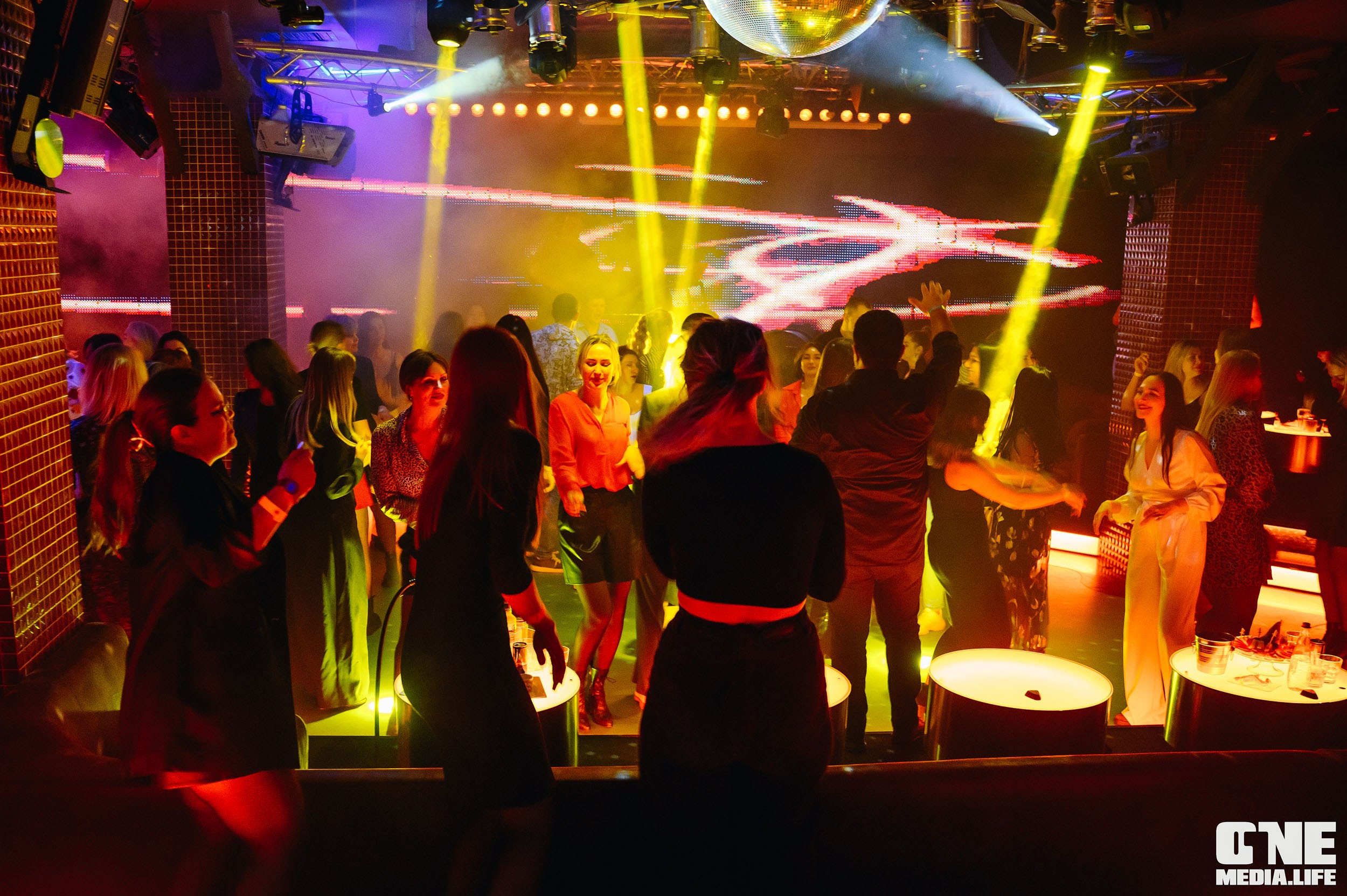 Фотоотчет из РК Планета. One Media Life: фоторепортажи, фотоотчеты с мероприятий и заведений