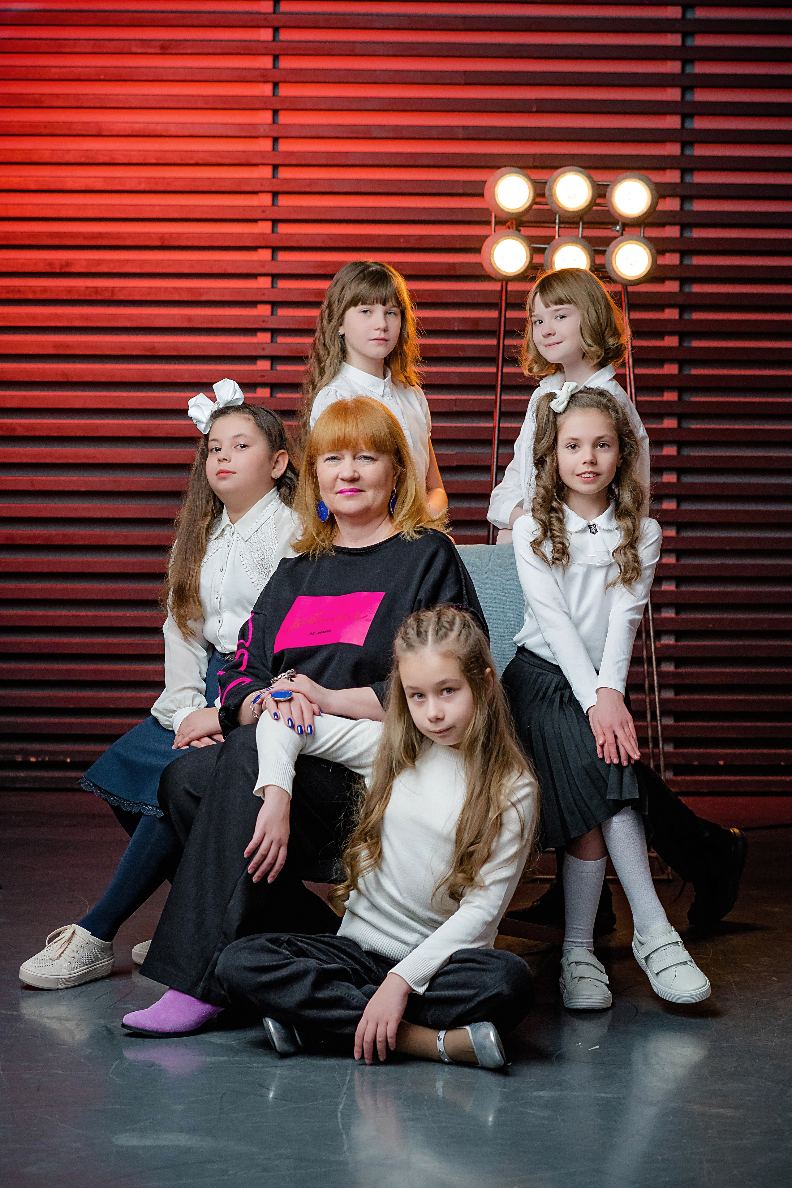 Фотосессия Гимназия 76 Класс 4А. Современные Выпускные Альбомы в Ростове-на-Дону