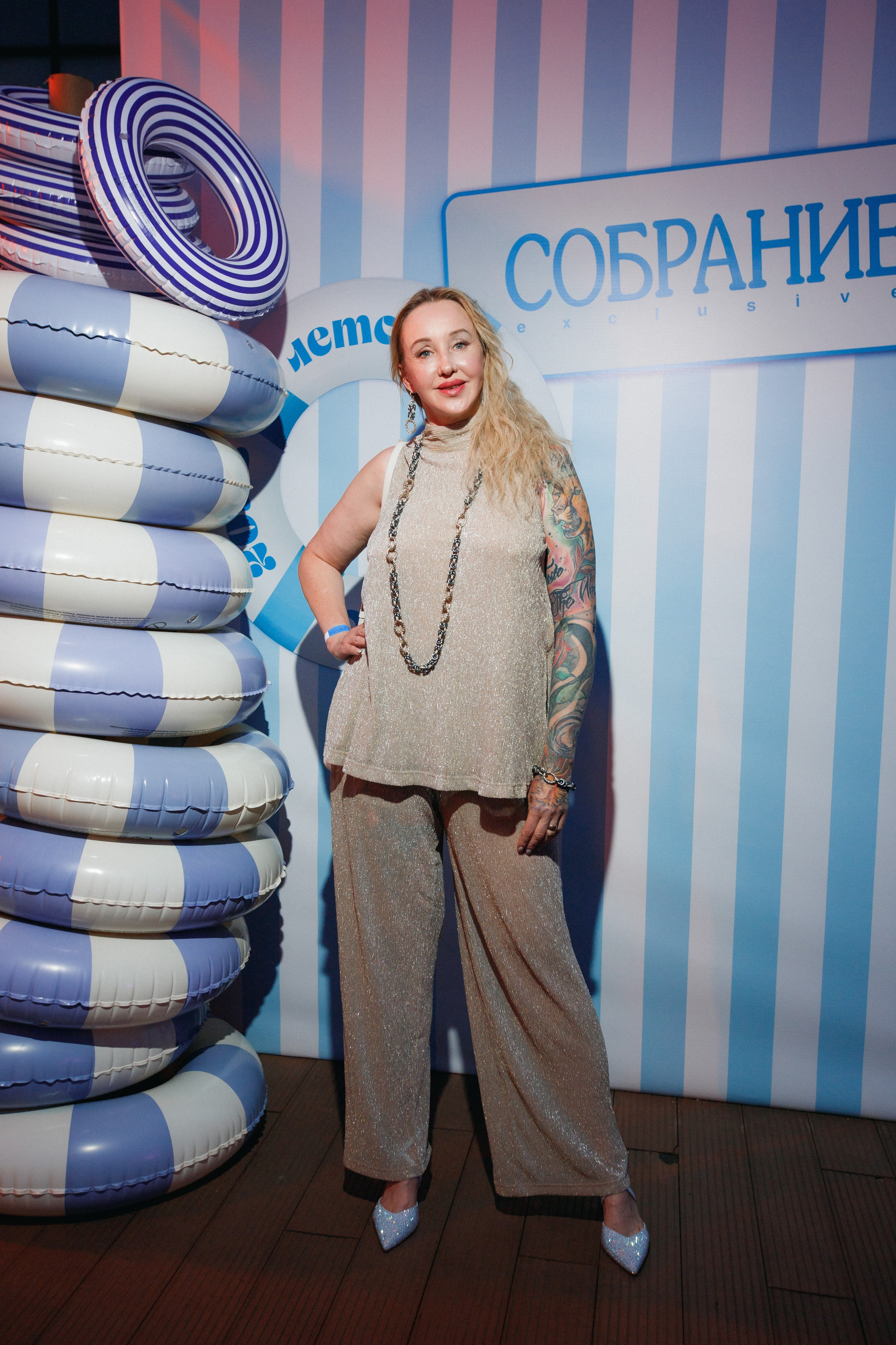 СОБРАНИЕ — ПРЕЗЕНТАЦИЯ НОВОГО НОМЕРА. СВОИ. ФОТООТЧЕТЫ-СОБЫТИЯ-МЕСТА