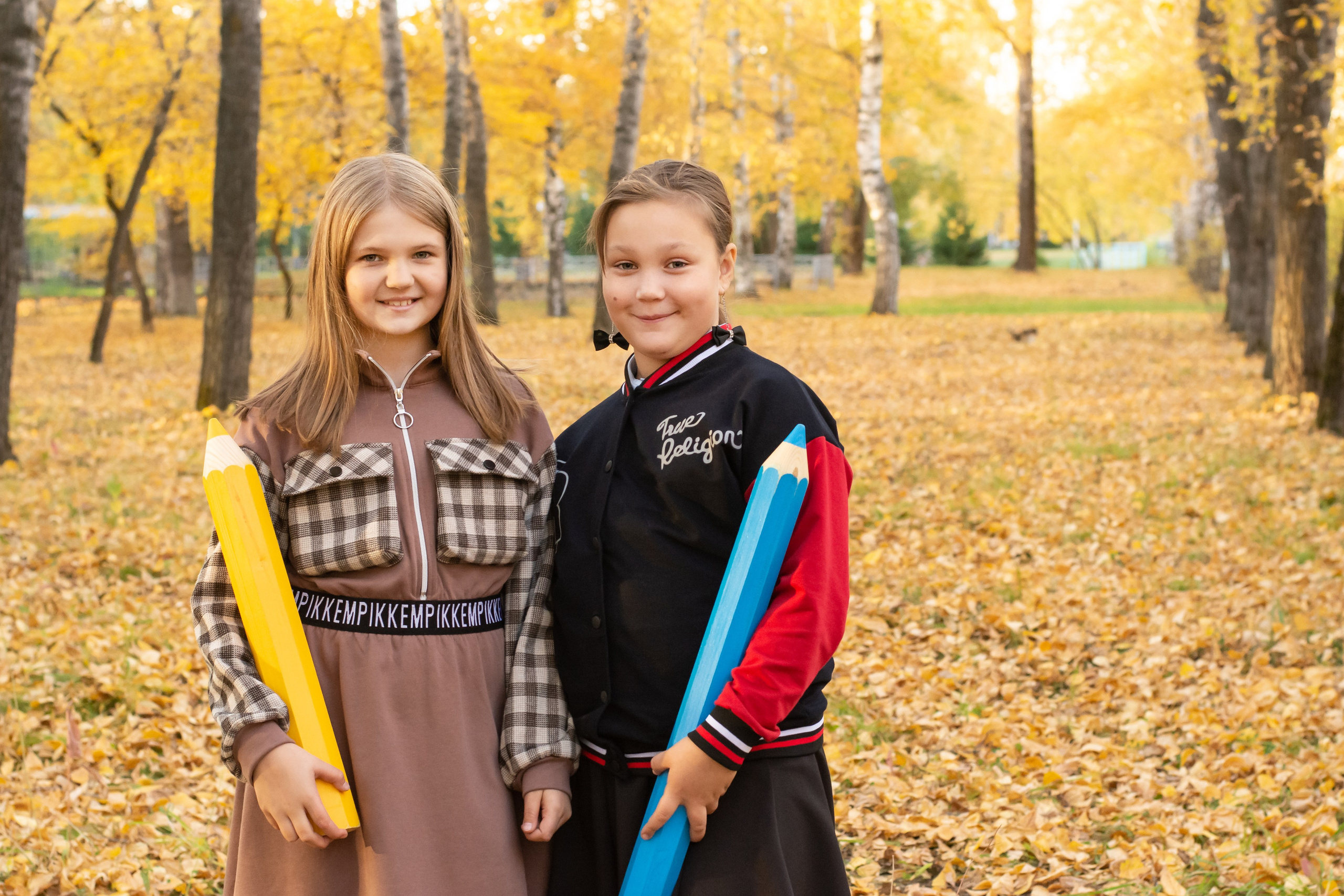 Фотосессия осенью для 4 класса. Выпускные альбомы Юрга — Фотограф Светлана Тихонова