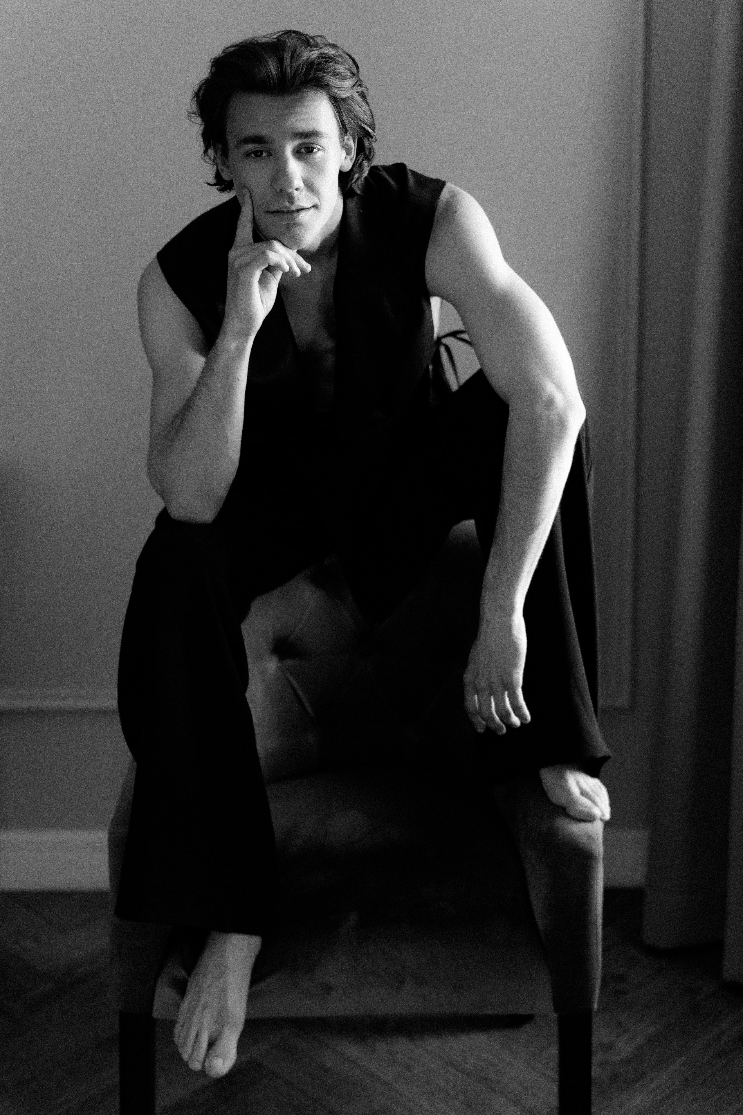 Свадебное утро в отеле Grand Memories и прогулка на катере по Неве. Свадебный фотограф Дмитрий Родионов — Санкт-Петербург и Ленинградская область