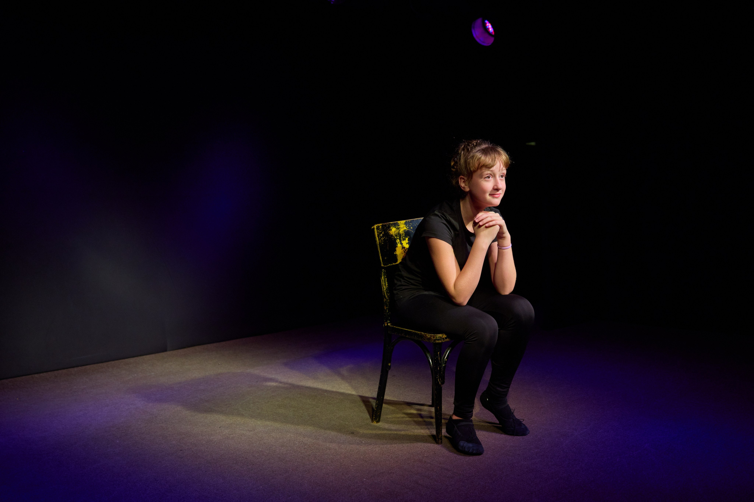 Театр студия «За двумя зайцами»