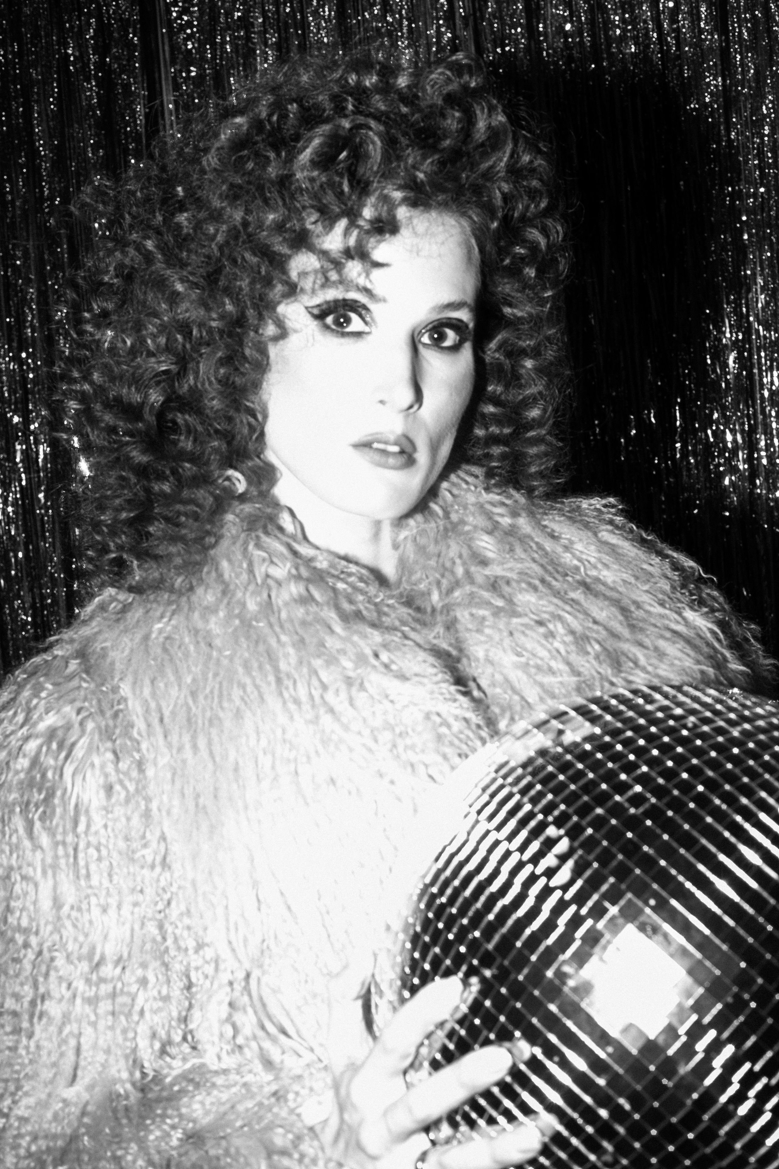 Новогодняя фотосессия женский портрет в стиле диско. Свадебный фотограф в Москве Элина Ларченкова. Фото, которые цепляют