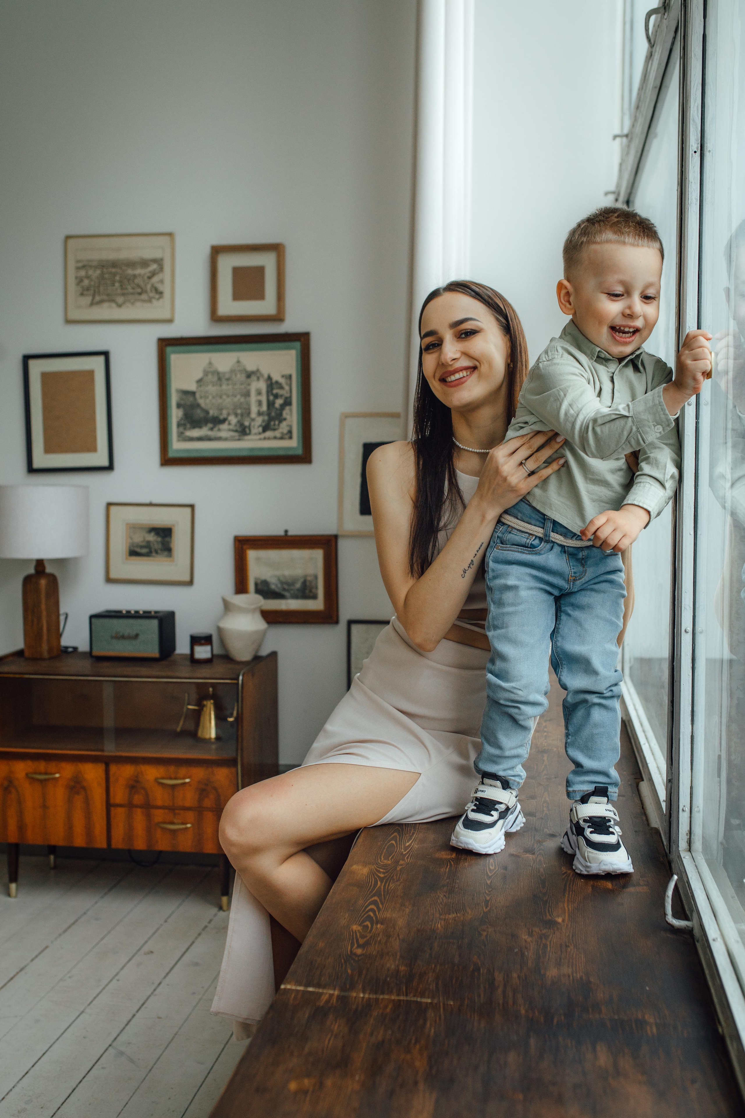 Студия воздух, Ольга, Виктория, Лёва