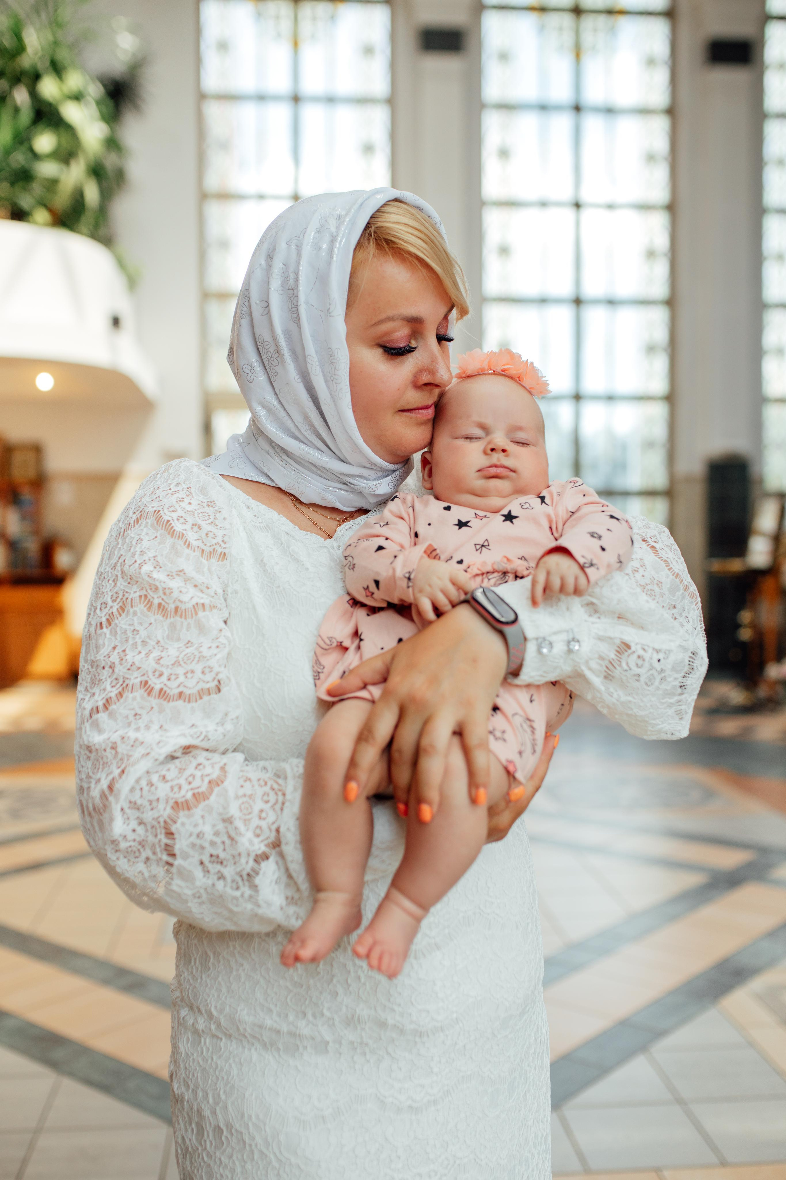 Таинство крещения Дарины, храм Иова Многострадального, 24 июня 2023 года