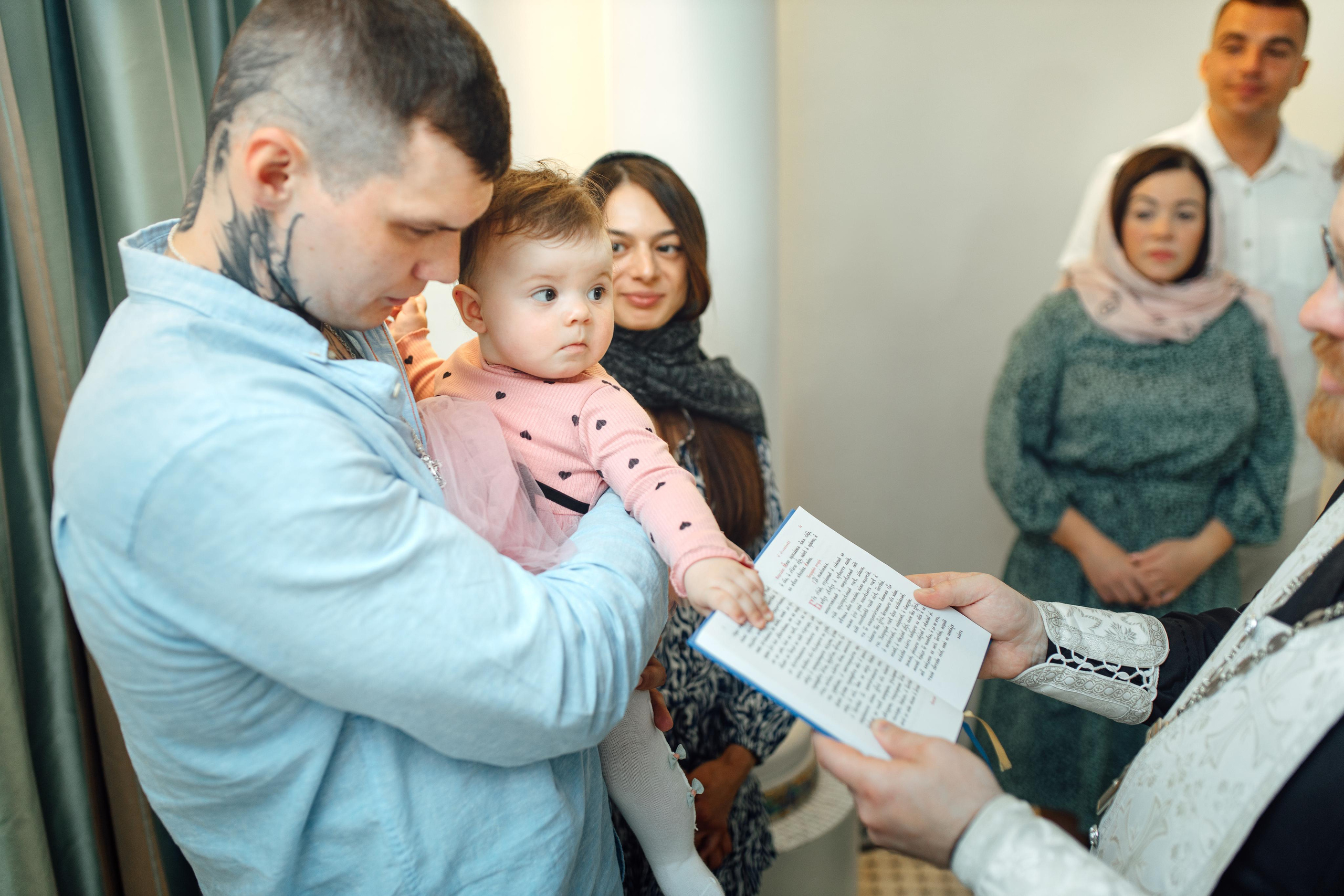 Таинство крещения Ксении, храм Святой Троицы, Минск