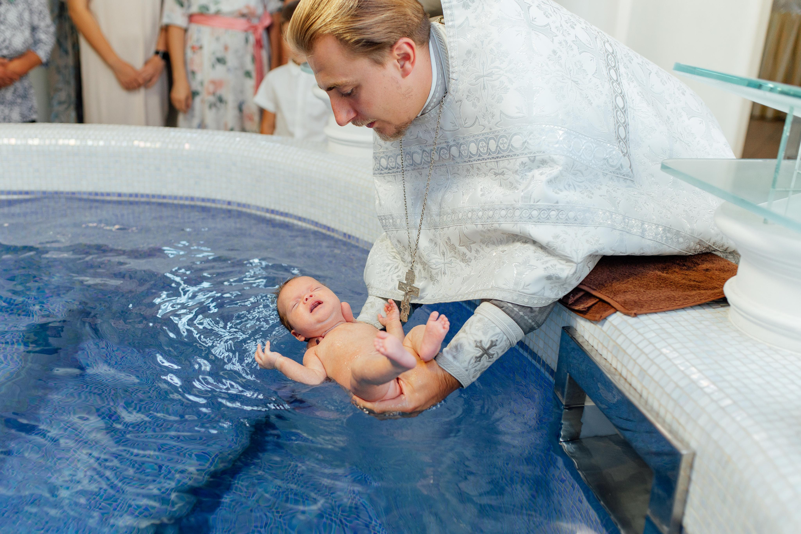 Таинство крещения Аполлинарии, 14 июля 2021, храм Святой Троицы