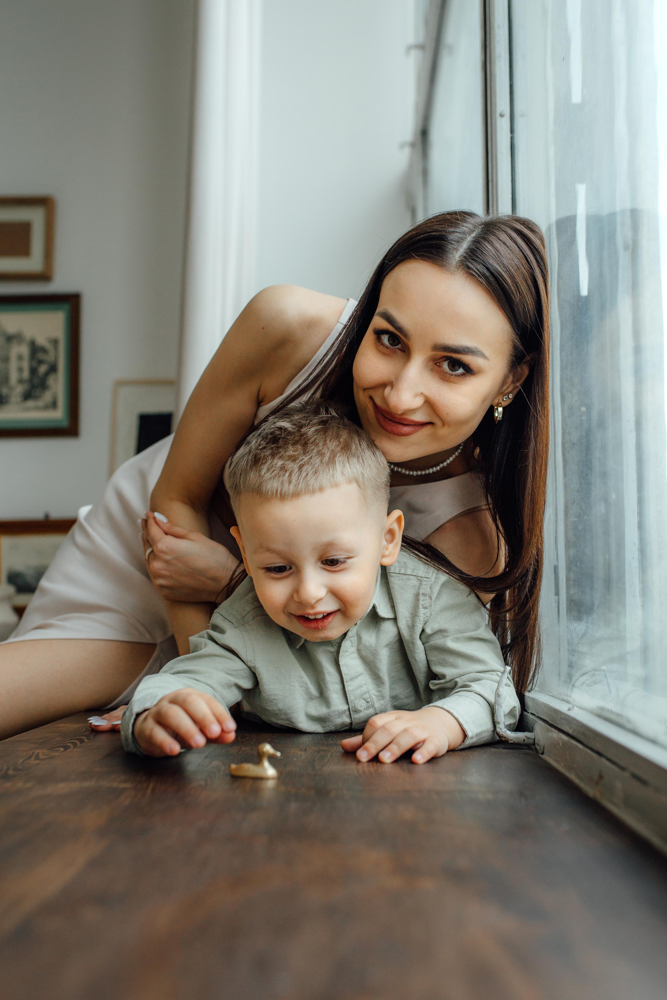 Студия воздух, Ольга, Виктория, Лёва