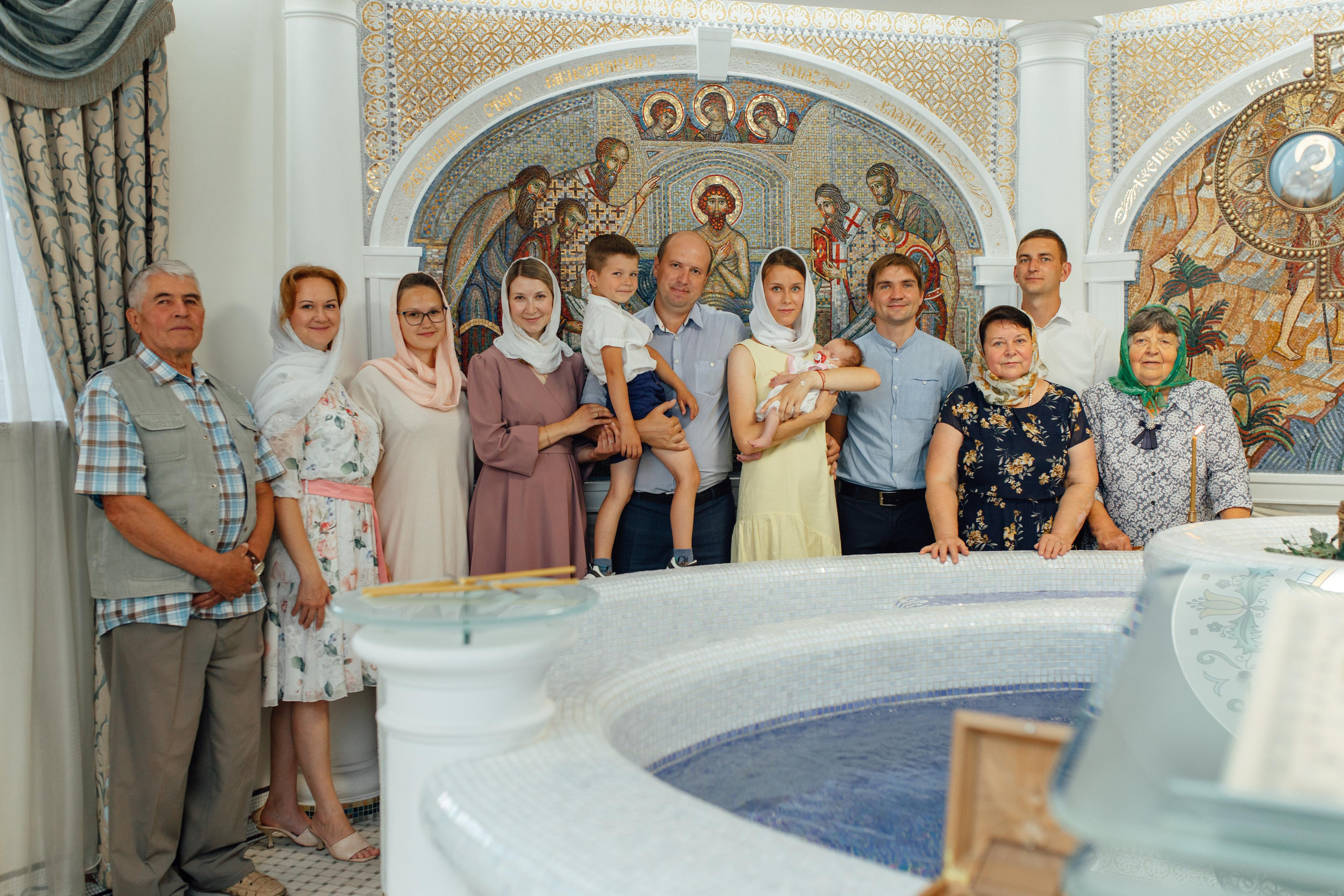 Таинство крещения Аполлинарии, 14 июля 2021, храм Святой Троицы