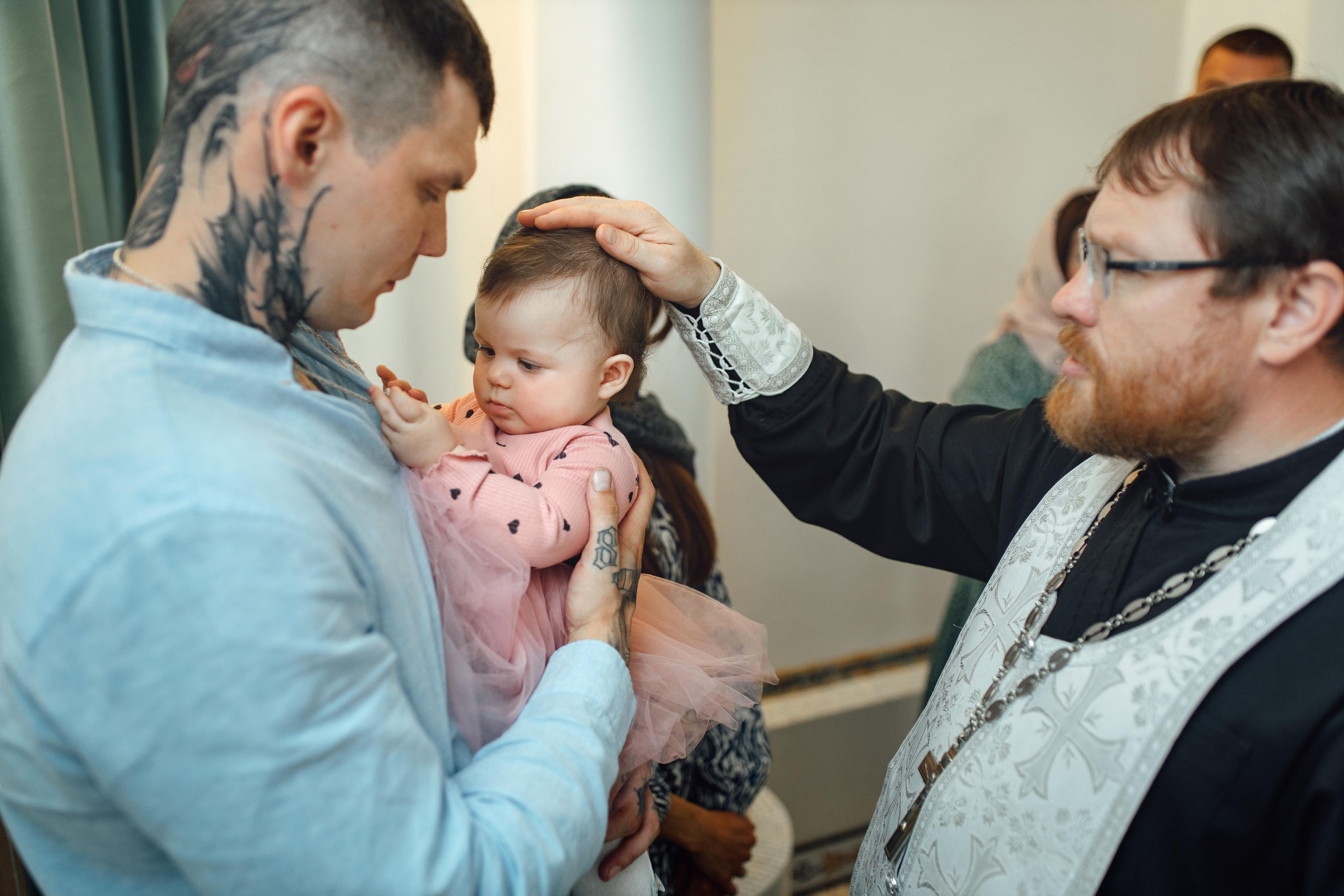 Таинство крещения Ксении, храм Святой Троицы, Минск