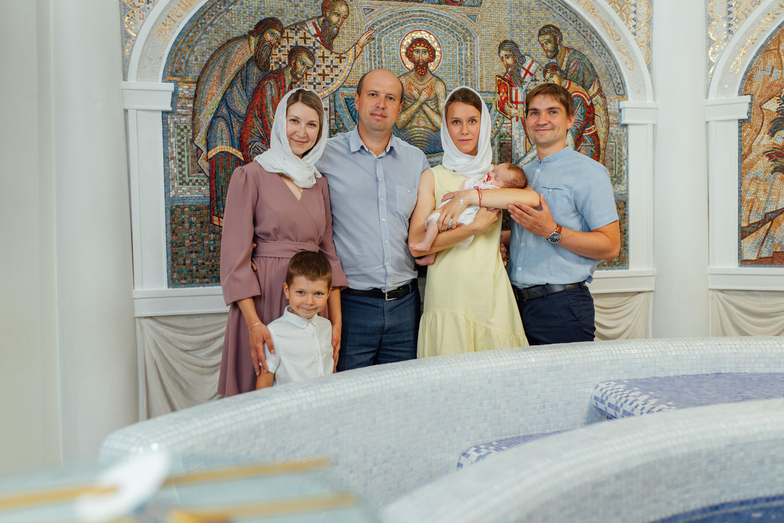 Таинство крещения Аполлинарии, 14 июля 2021, храм Святой Троицы