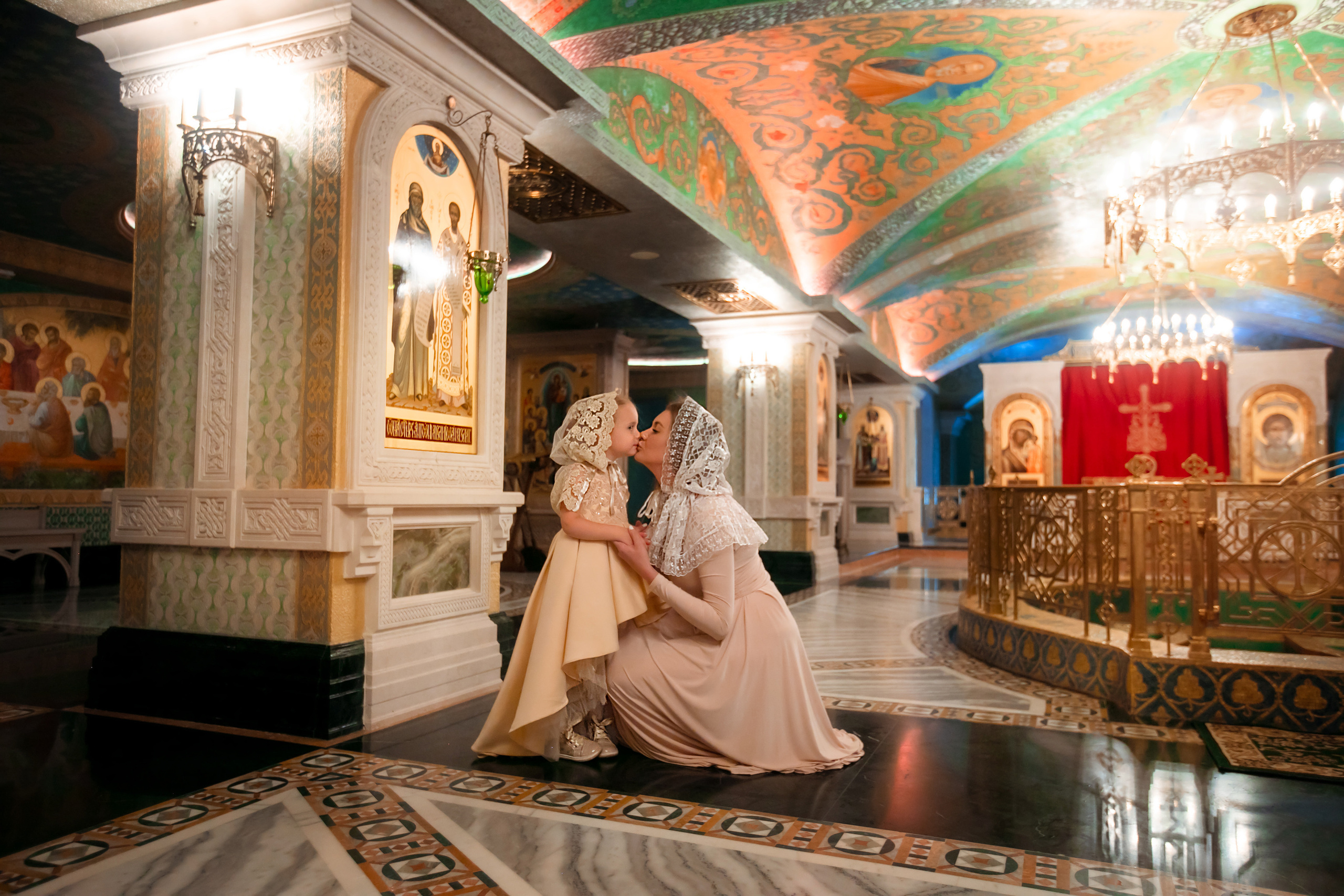 КРЕЩЕНИЕ. Дарья Бухреева — фотограф, видеограф и фототерапевт. Москва и мир