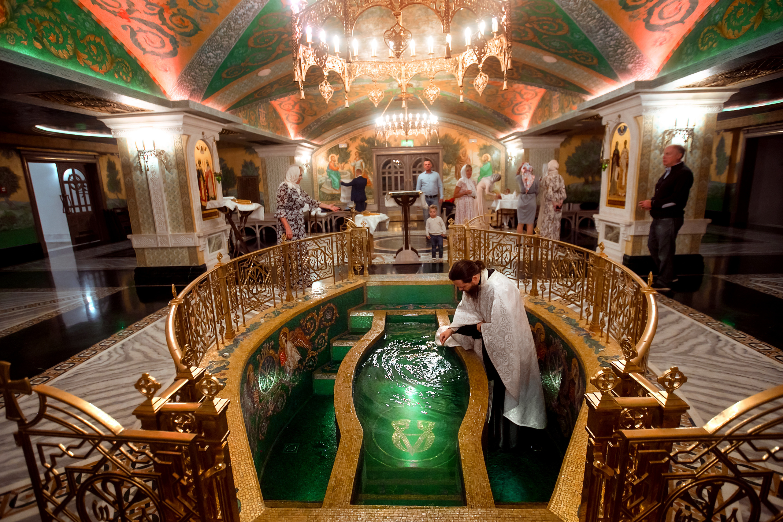 КРЕЩЕНИЕ. Дарья Бухреева — фотограф, видеограф и фототерапевт. Москва и мир