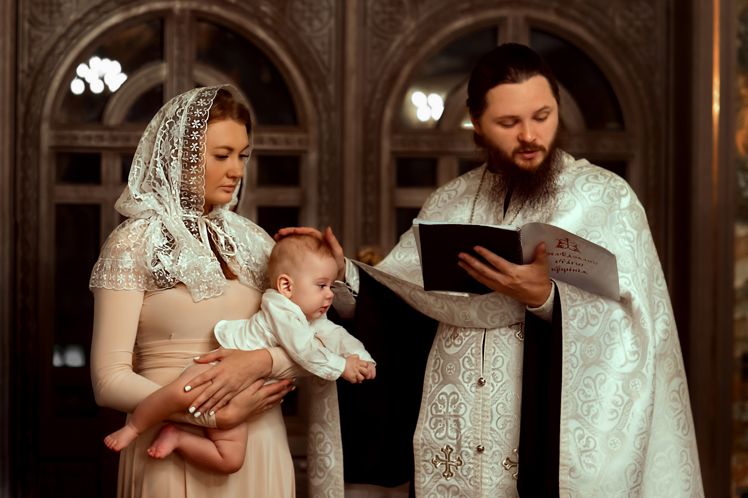 КРЕЩЕНИЕ. Дарья Бухреева — фотограф, видеограф и фототерапевт. Москва и мир