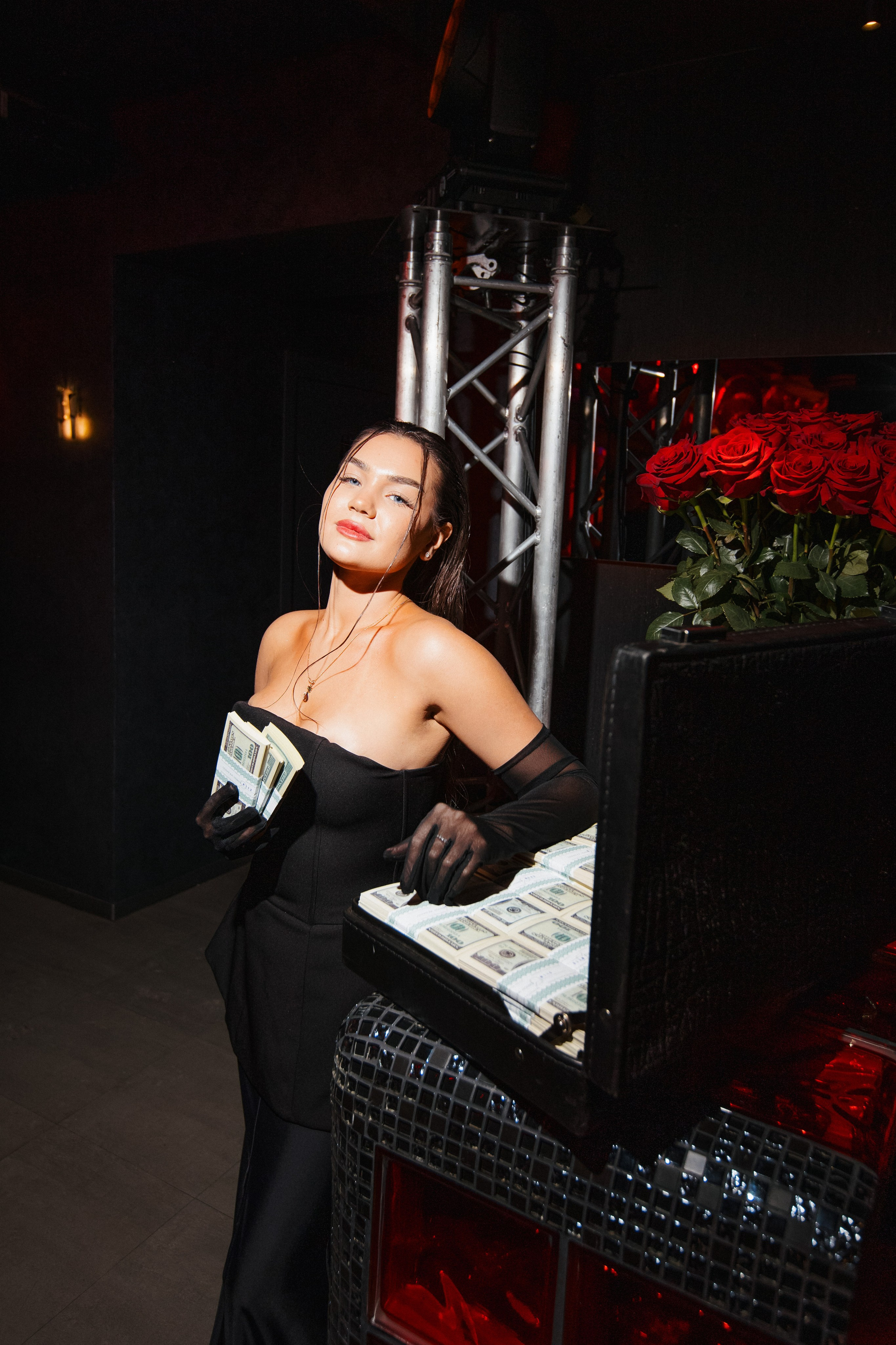 LA FAMIGLIA — SOLOVI — 1 YEAR. СВОИ. ФОТООТЧЕТЫ-СОБЫТИЯ-МЕСТА