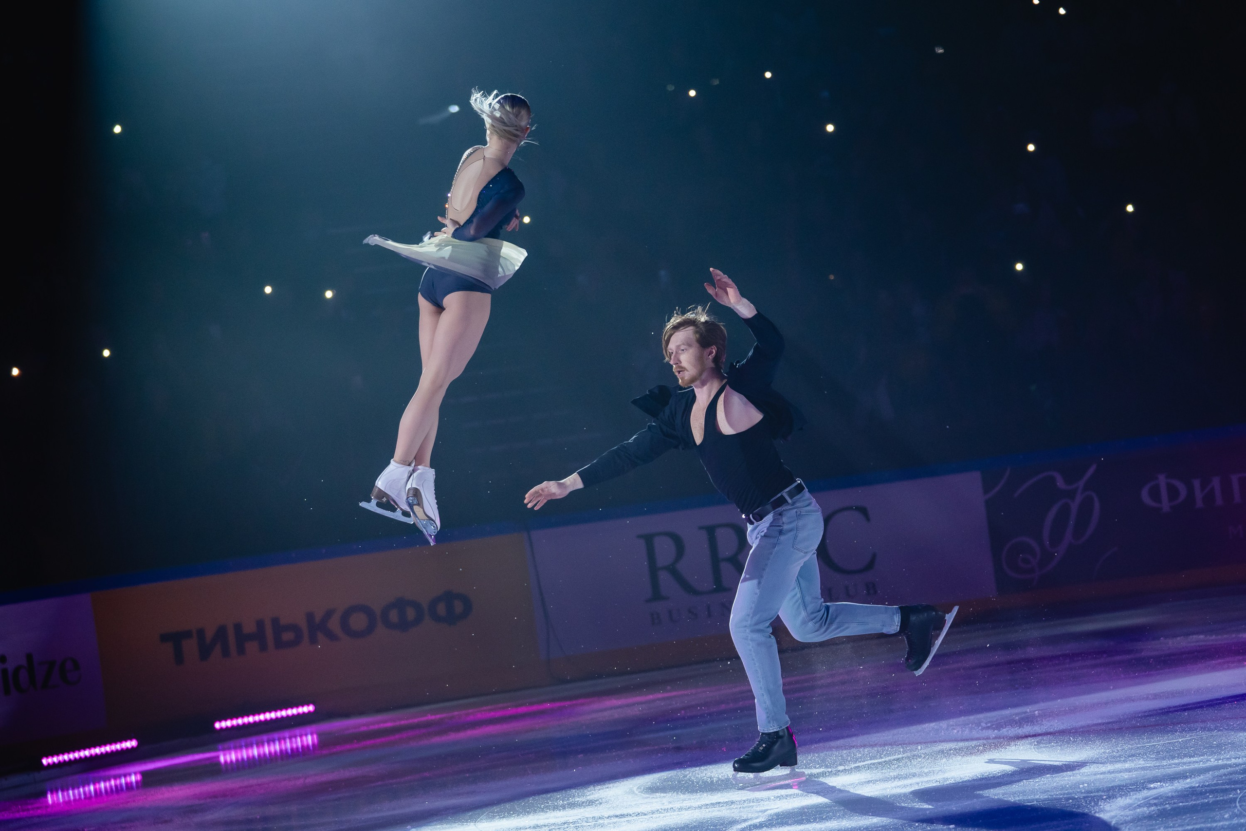 Шоу «Чемпионы на льду» в Новосибирске. Воробьева Ксения — Спортивный и танцевальный фотограф Новосибирск