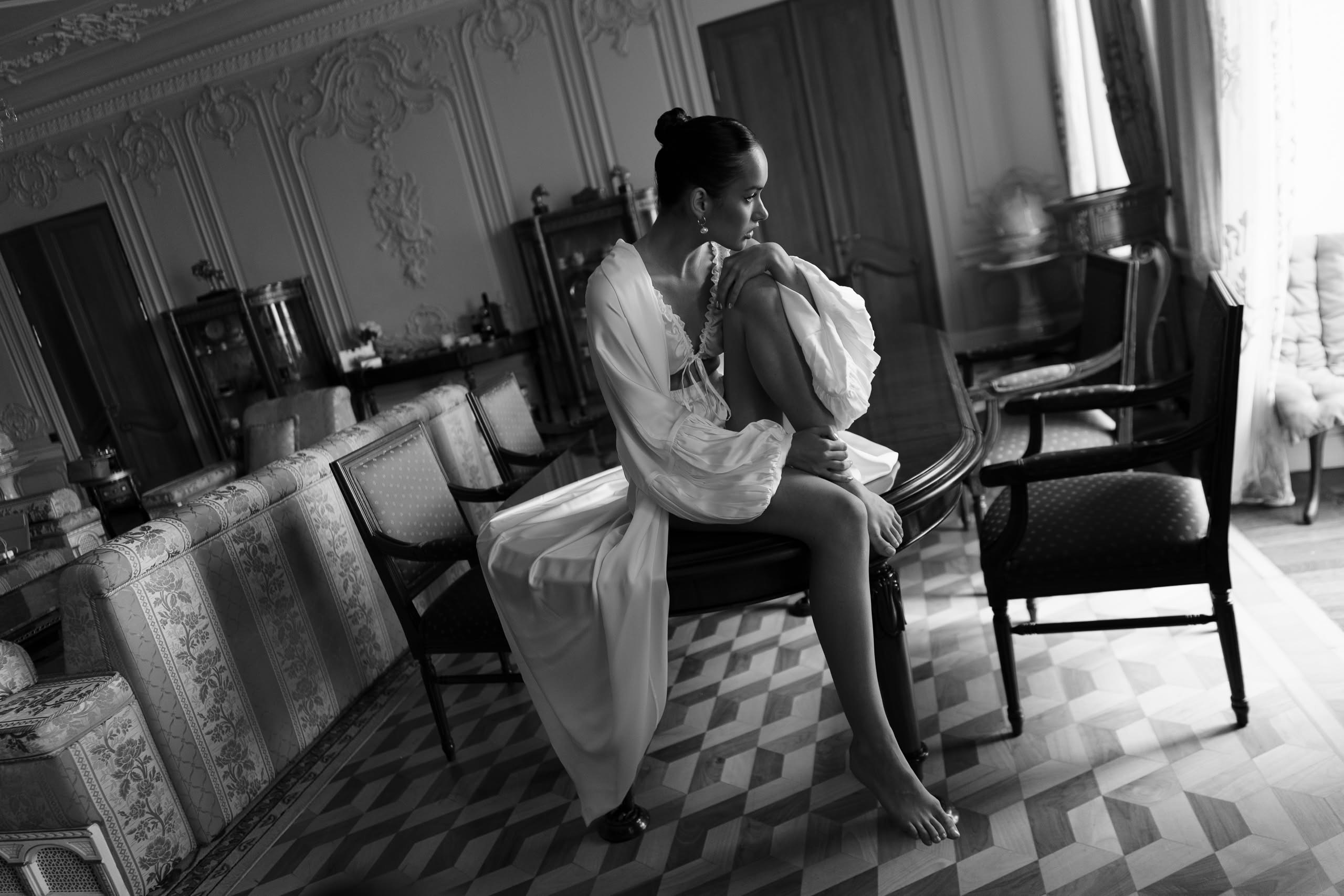 Чёрно-белая фотография невесты — атмосферная свадебная история СПб