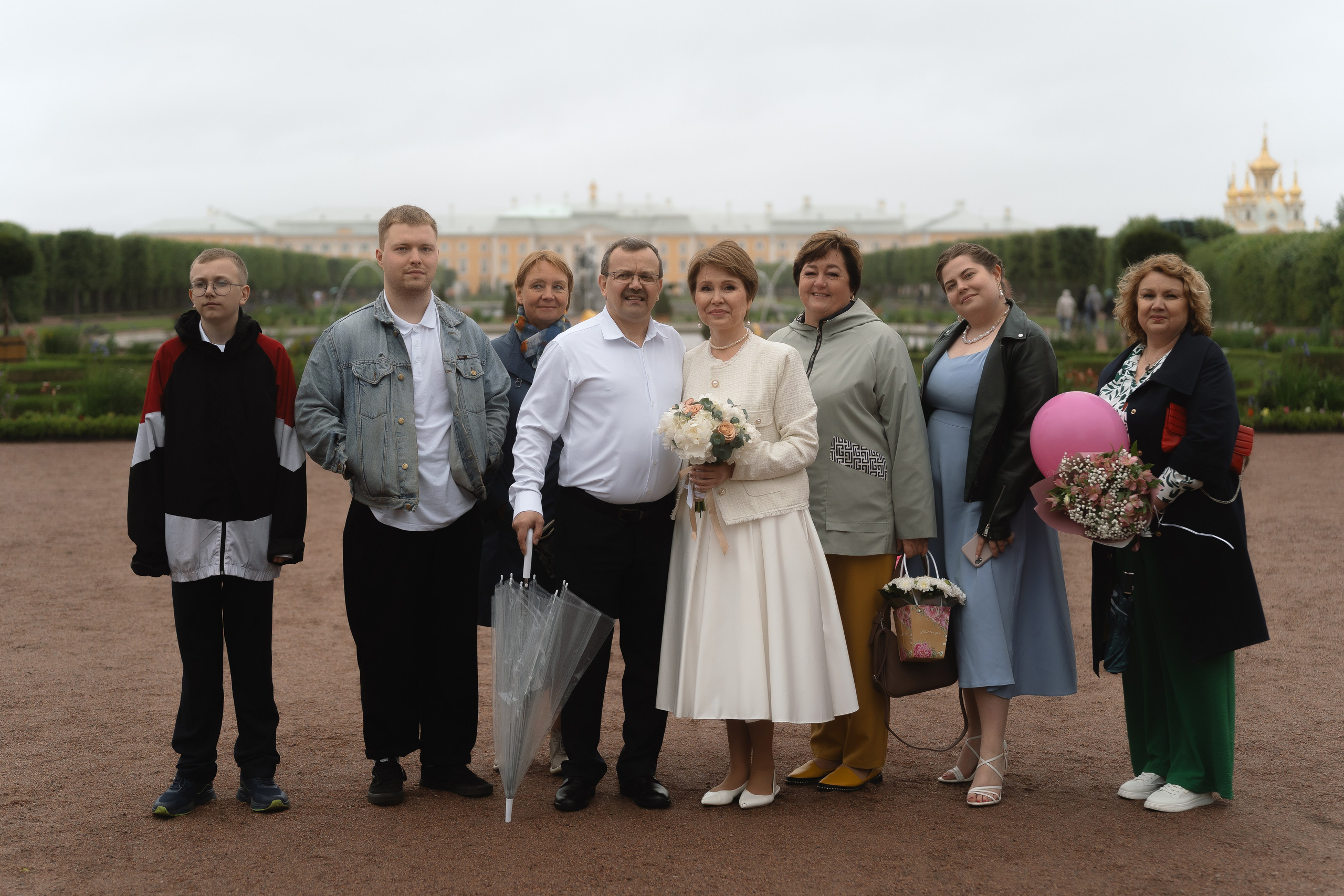 Общее фото с гостями после церемонии