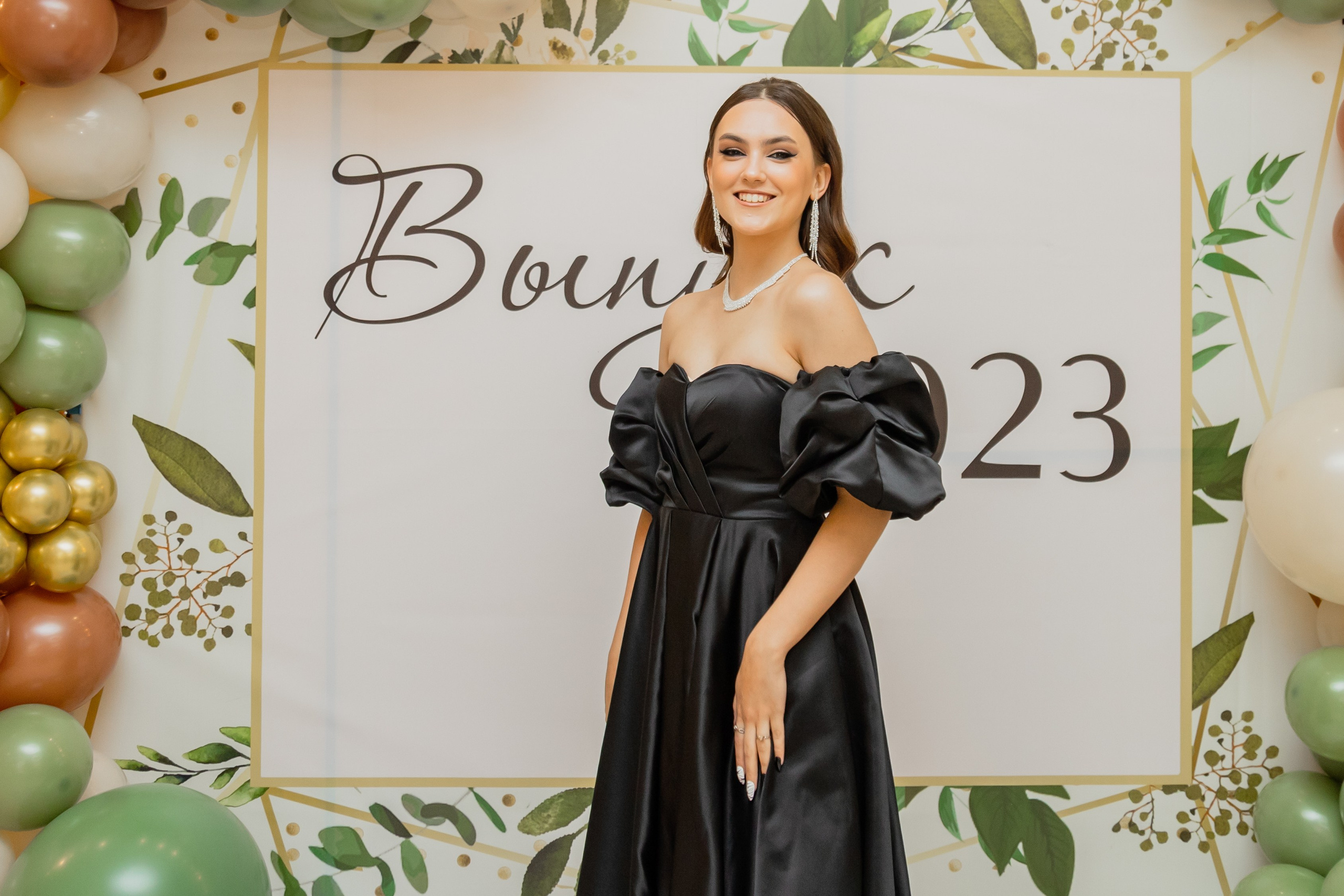 Выпускной. Выпускные альбомы — заказать альбом на выпускной в Новосибирске