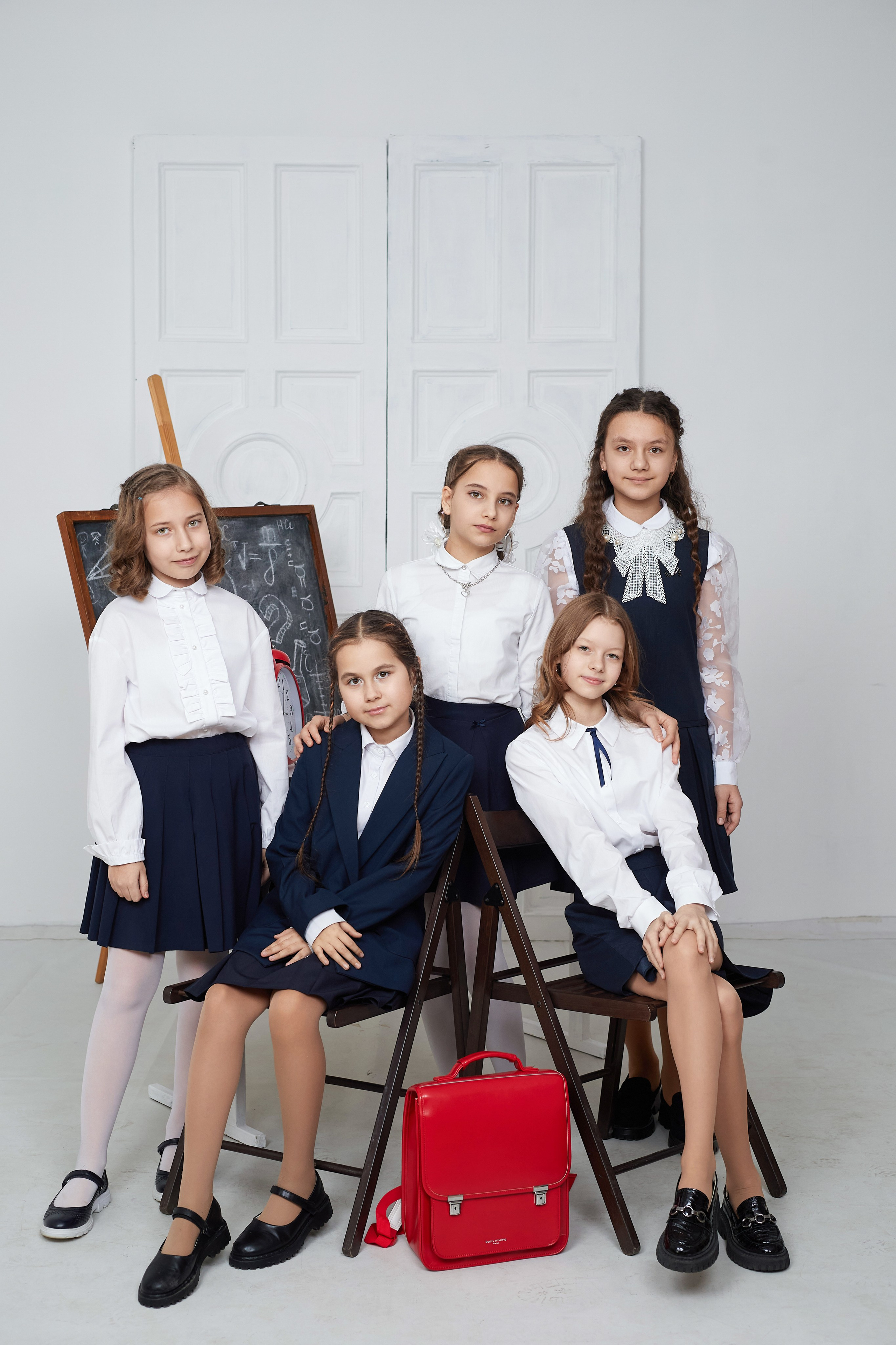 Выпускной альбом «История» студийный. Выпускные альбомы в Тюмени для школ, садов, вузов спортивных секций