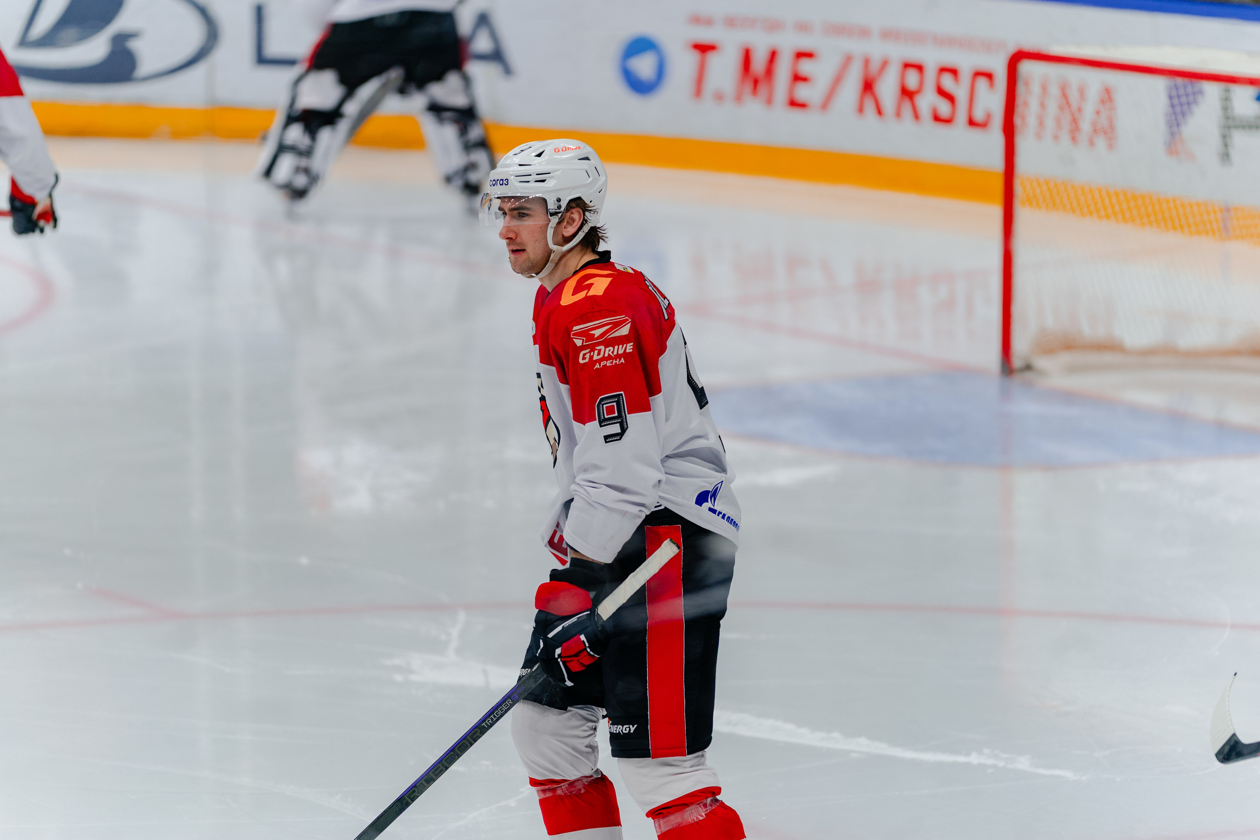 КХЛ КУНЬЛУНЬ РС — АВАНГАРД 22 МАРТА 2025. Репортажный фотограф в Москве Измалков Артем