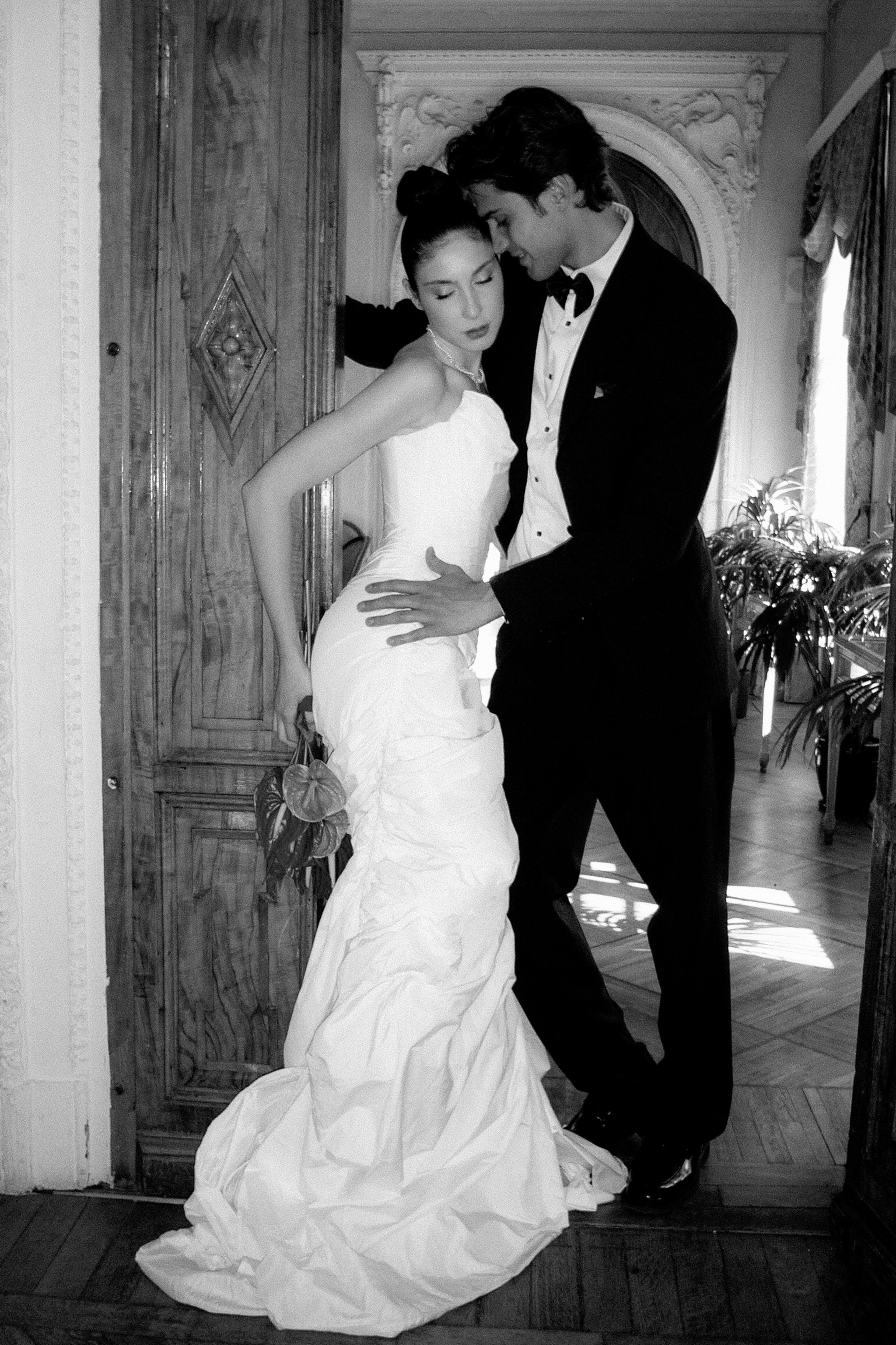 Свадебная церемония, фотосессия в библиотека-читальни А.С. Пушкина