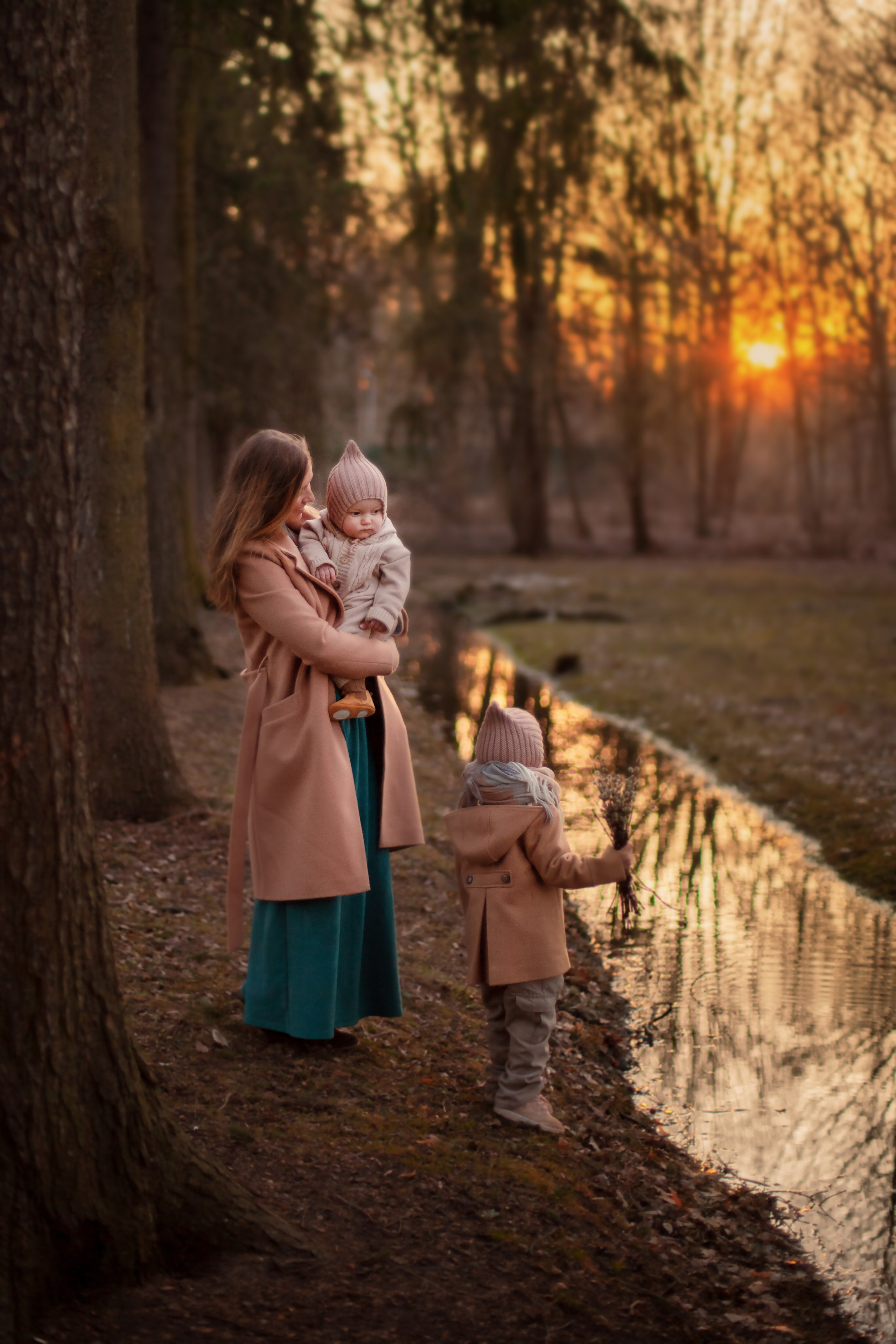 Семейная съёмка в ЦПКИО. Ранняя весна. Фотограф Наталья Яковлева, Санкт-Петербург. Семьи, ньюборн, крещения