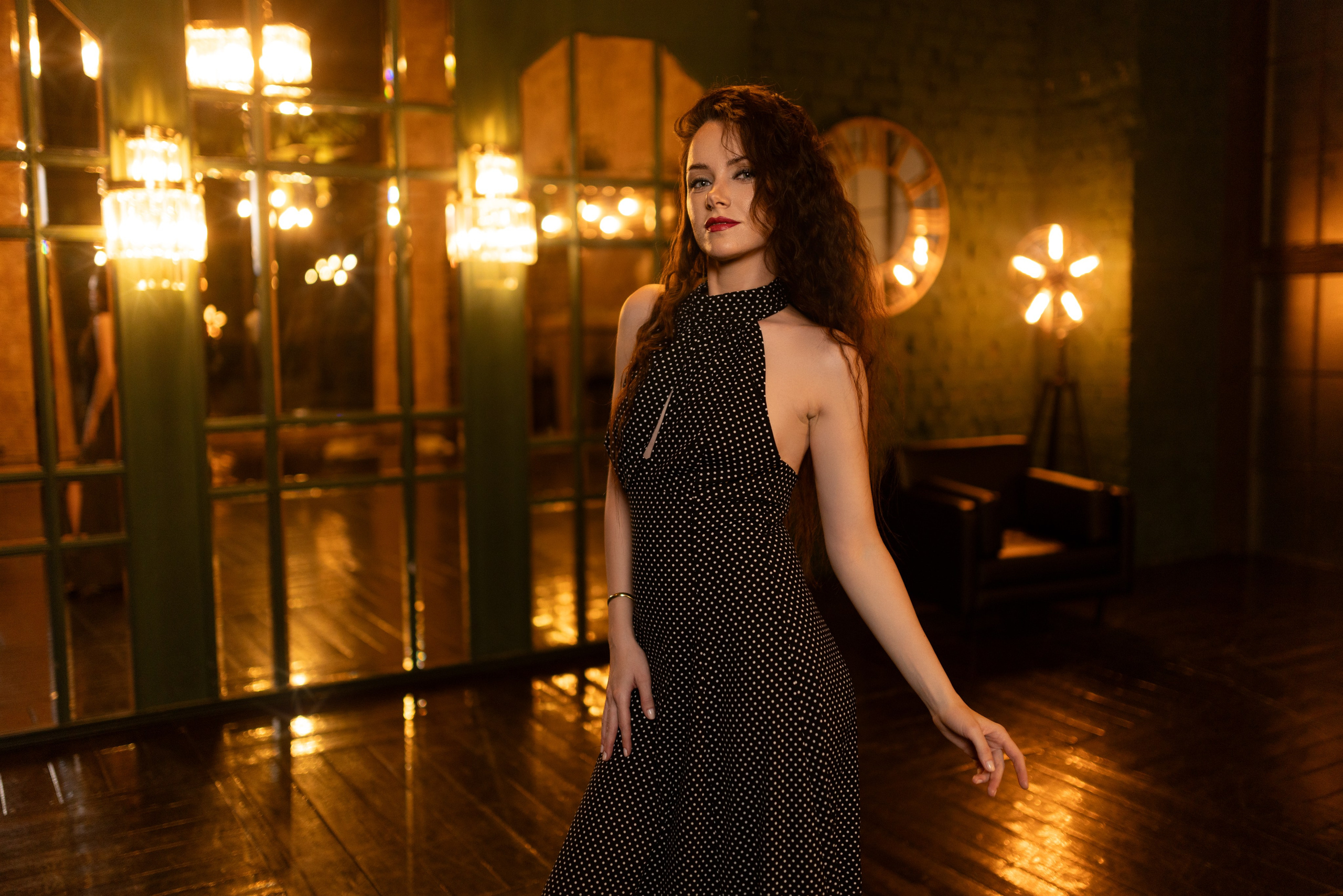 Студийный фотосет в интерьере с Екатериной в формате для «себя». Дмитрий Шульгин, портретный фотограф в Воронеже