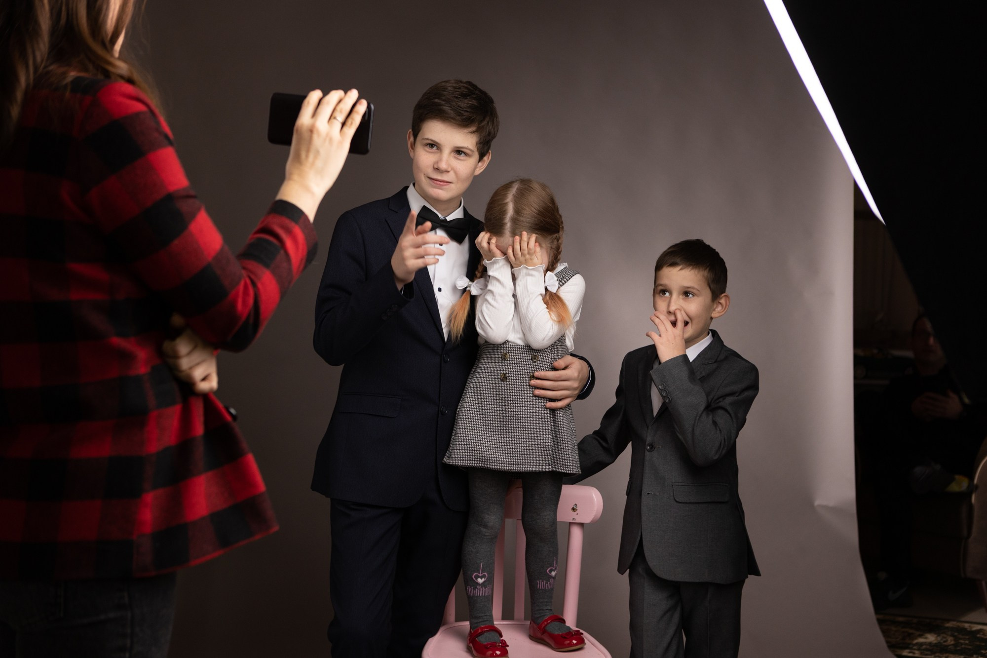 Семейная новогодняя фотосессия. Фотограф в Оренбурге. Профессиональный фотограф