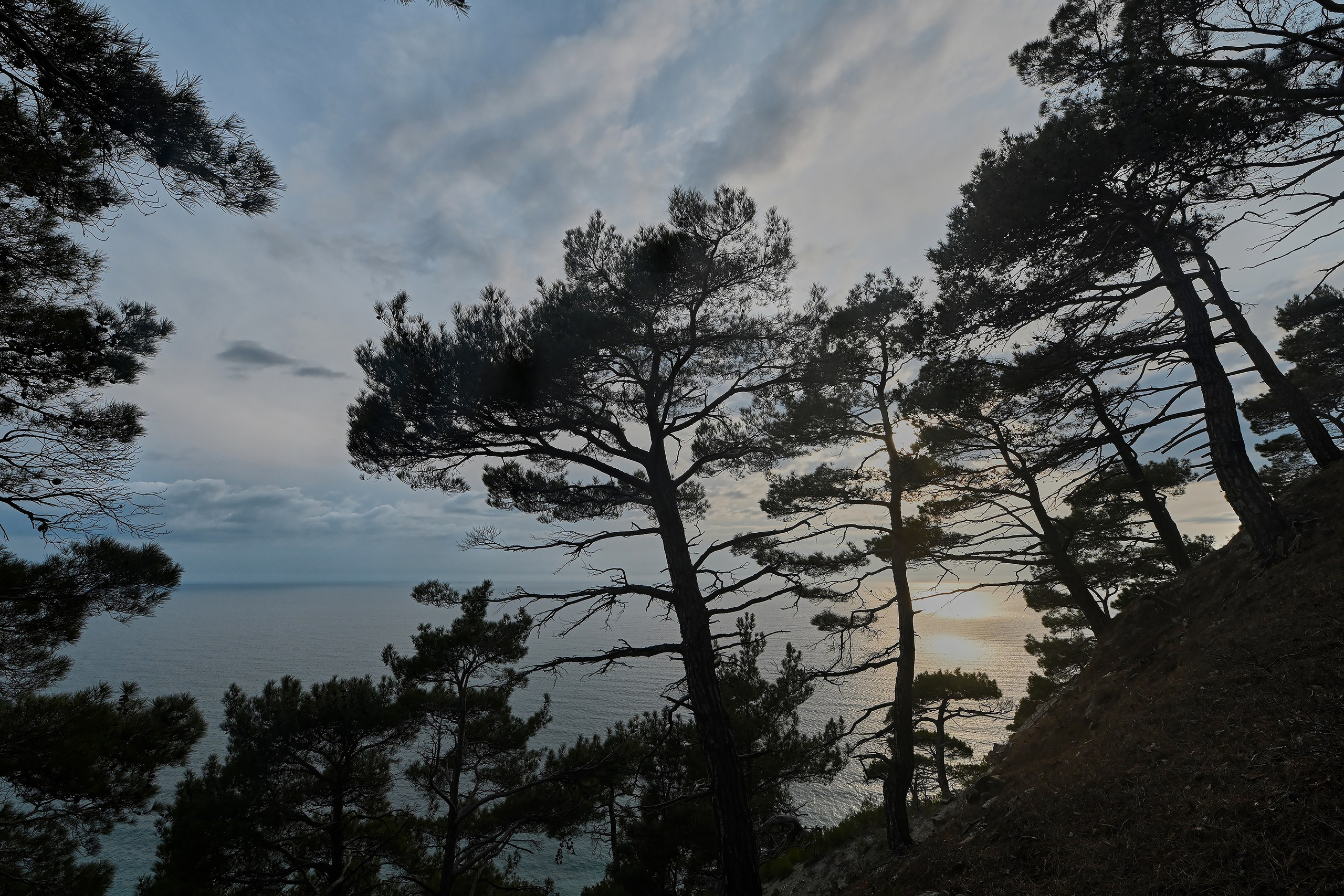 прогулка вокруг скалы Парус, поселок Прасковеевка