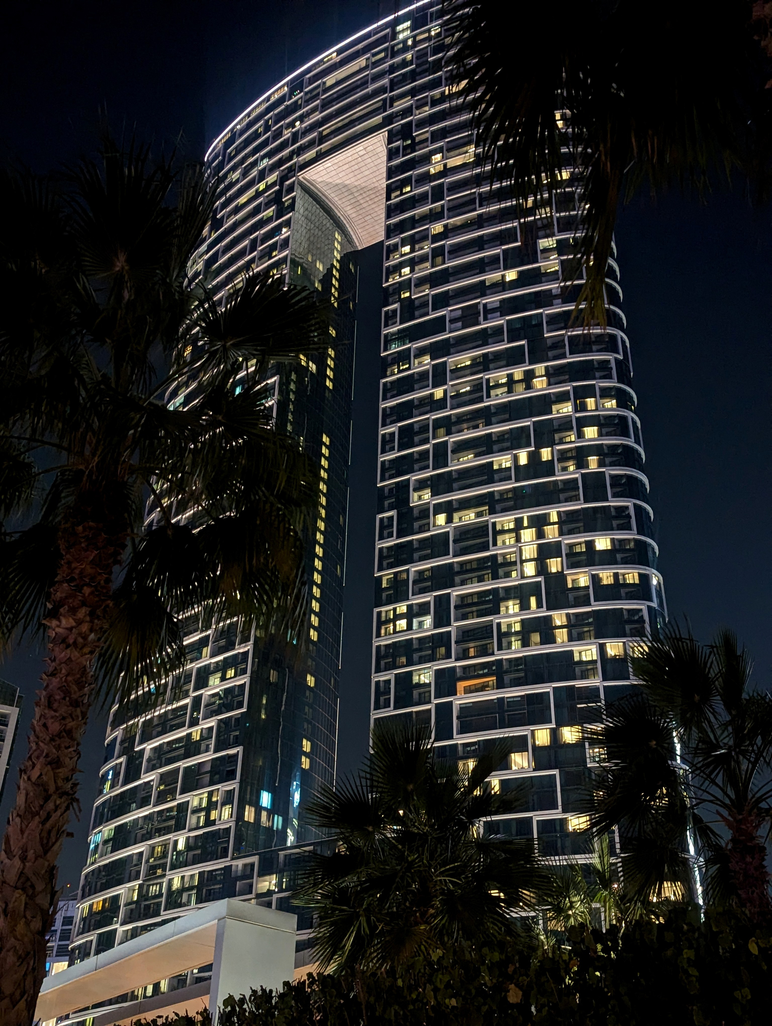 Архитектура и городские ритмы. Любовь Каширская — фотограф для малого бизнеса и специалистов