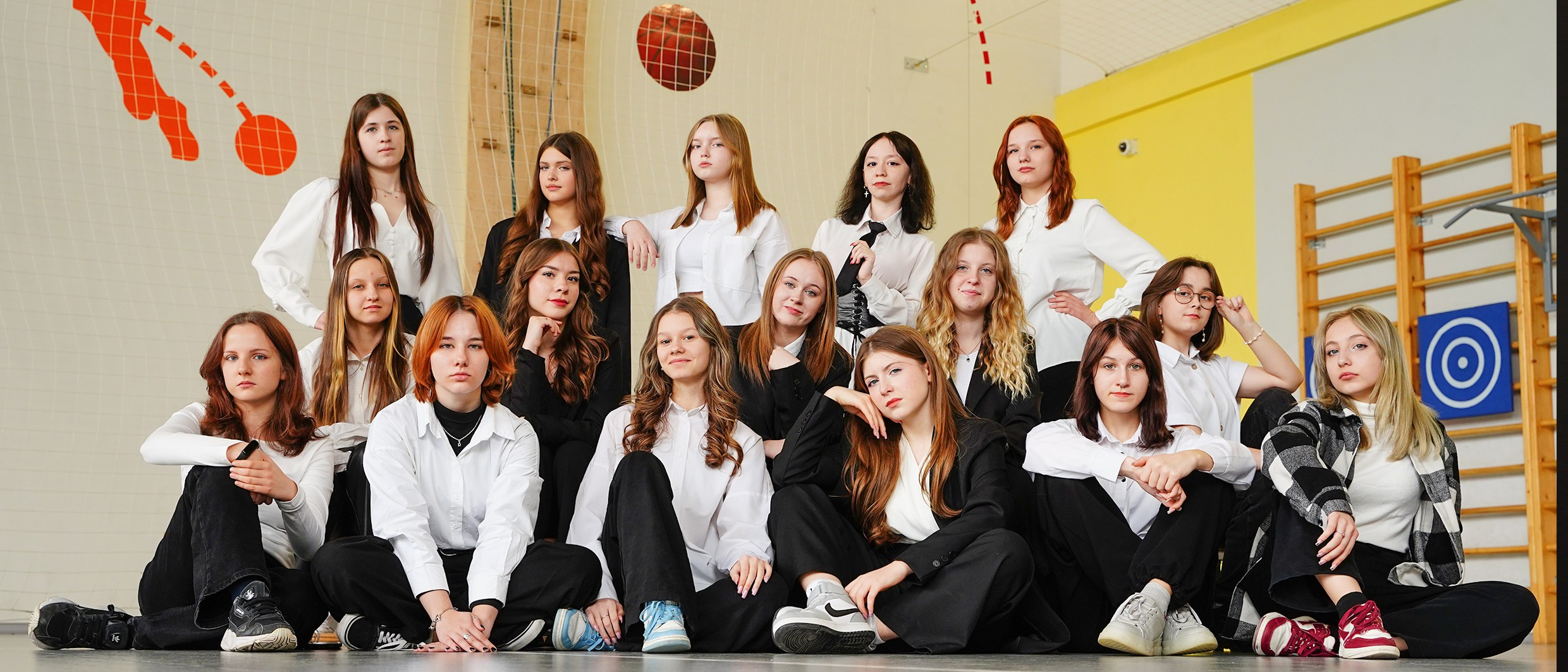 MEMENTO.Выпускные альбомы, школьные, юбилейные и другие книги. Ростов-на-Дону