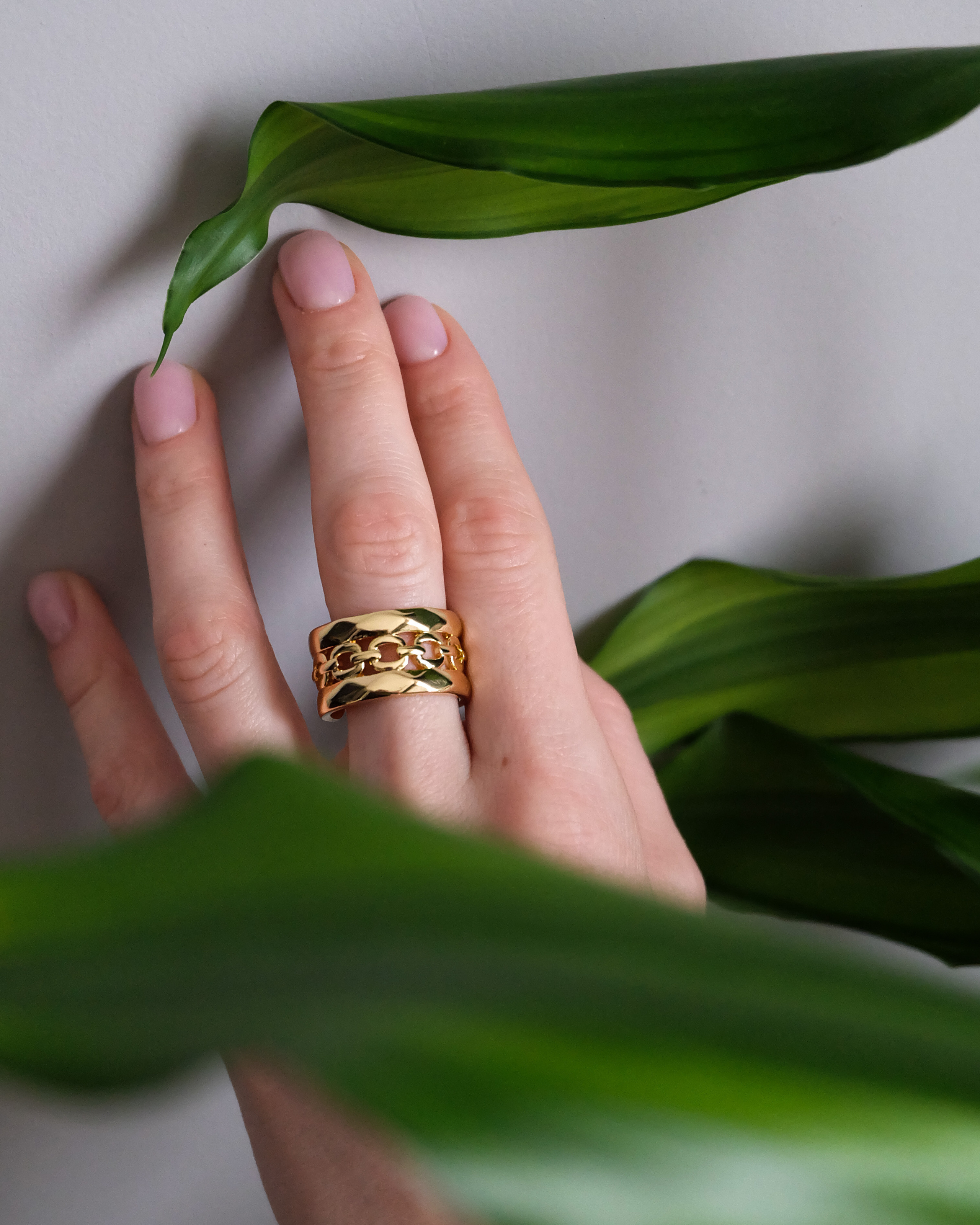 Content — съемка для магазина бижутерии. Фотограф в Белграде Чугреева Елена