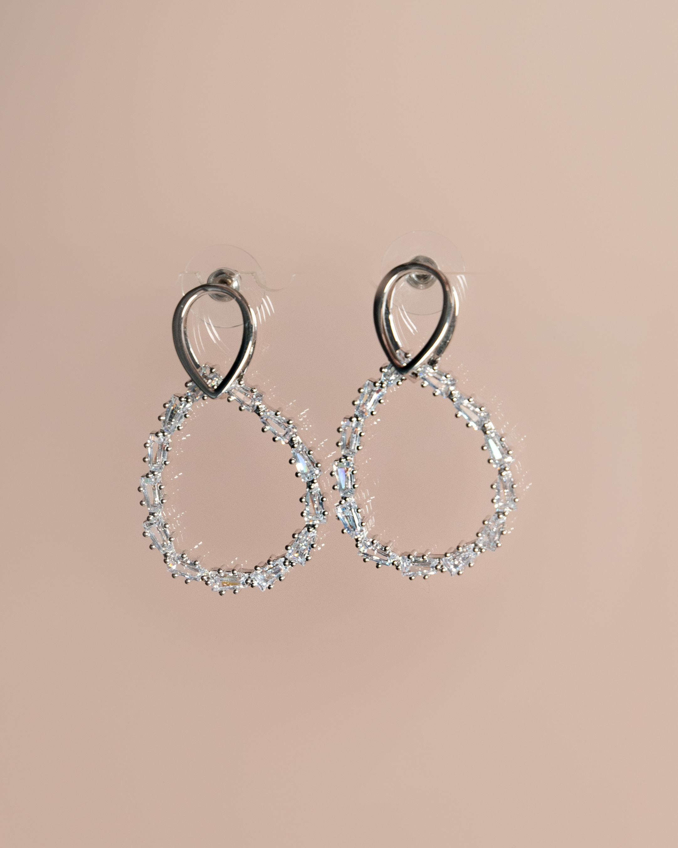 Content — съемка для магазина бижутерии. Фотограф в Белграде Чугреева Елена