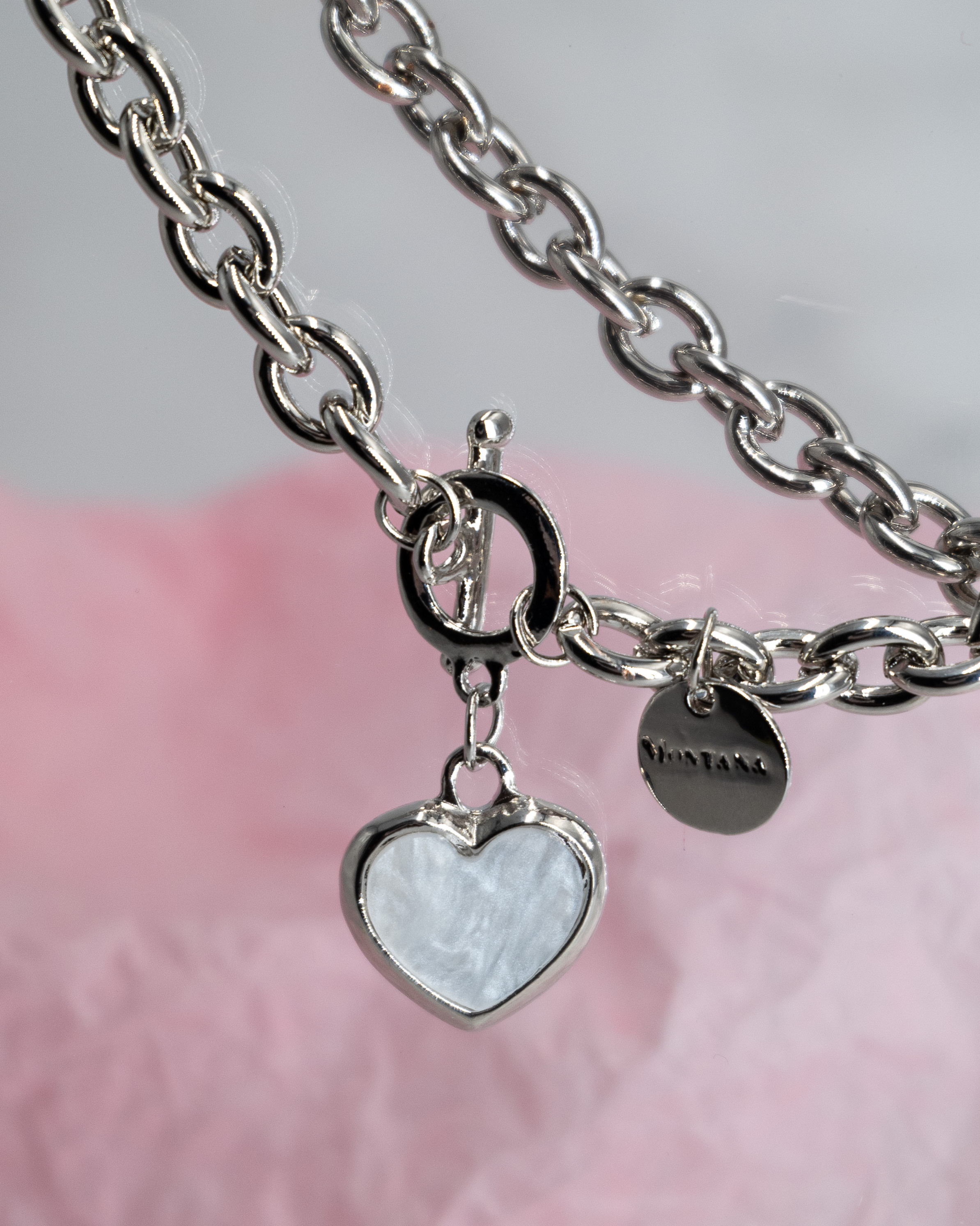 Content — съемка для магазина бижутерии. Фотограф в Белграде Чугреева Елена