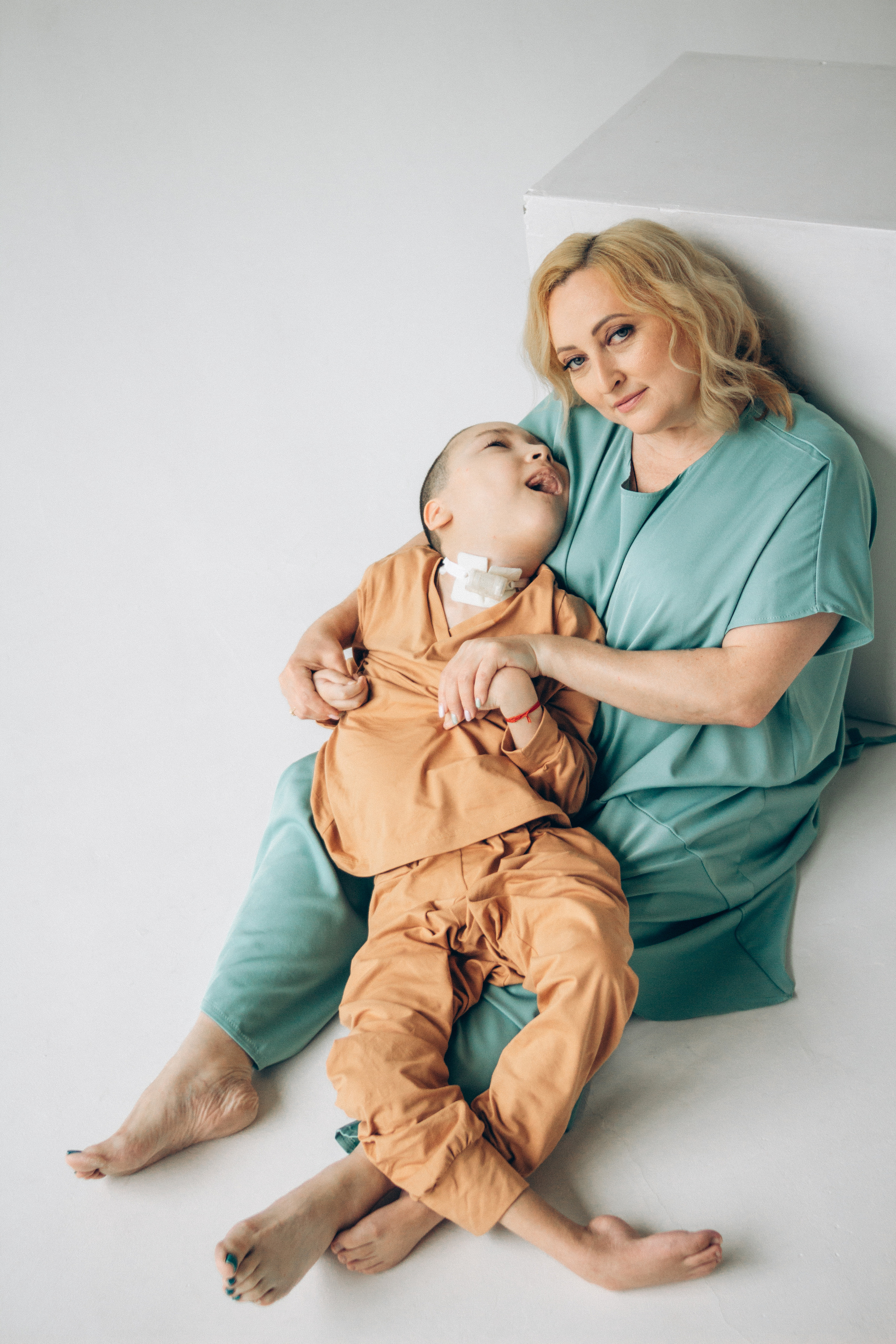 Мама Лилия и Богдан. Благотворительный фотопроект «Любить до неба». Женский и семейный лайфстайл фотограф в Уфе Лайт Альбина