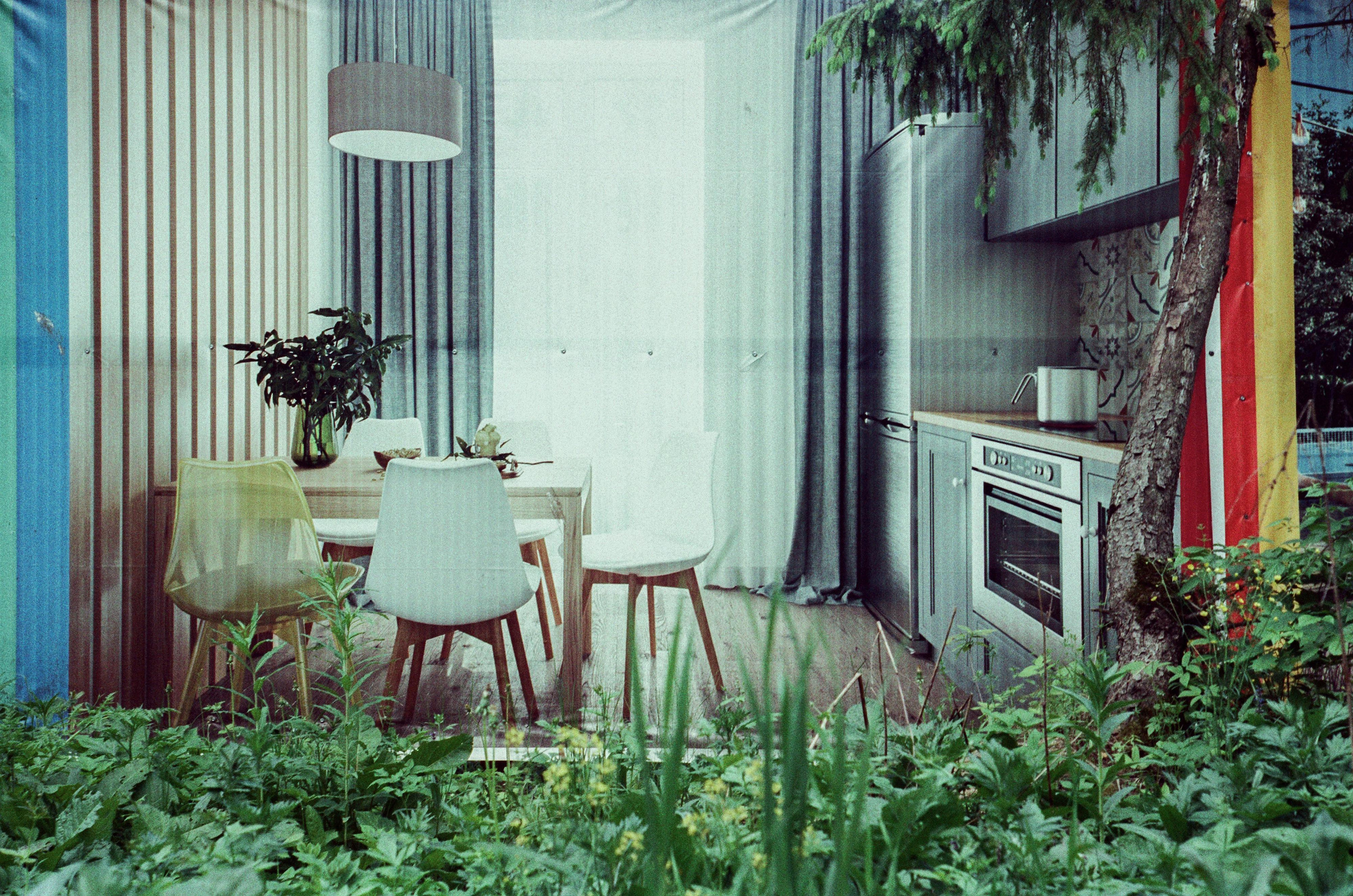 Dachnaya and other territories of Kiyevskaya railway stations. Igor Tereshkov