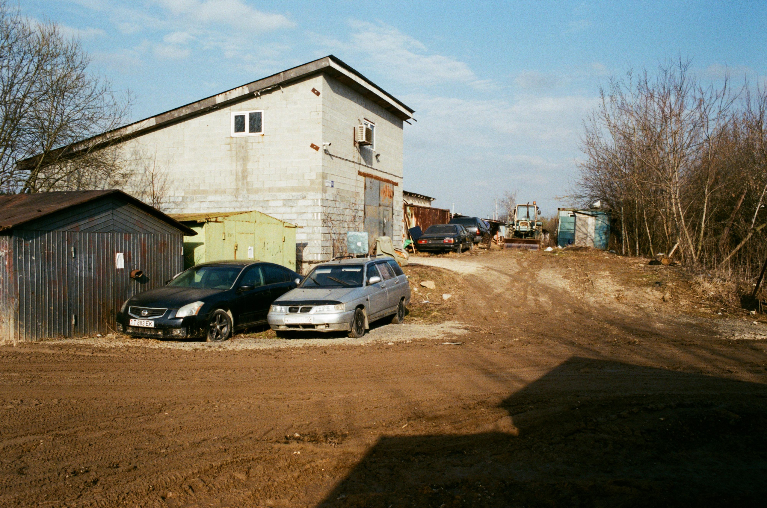 Dachnaya and other territories of Kiyevskaya railway stations. Igor Tereshkov