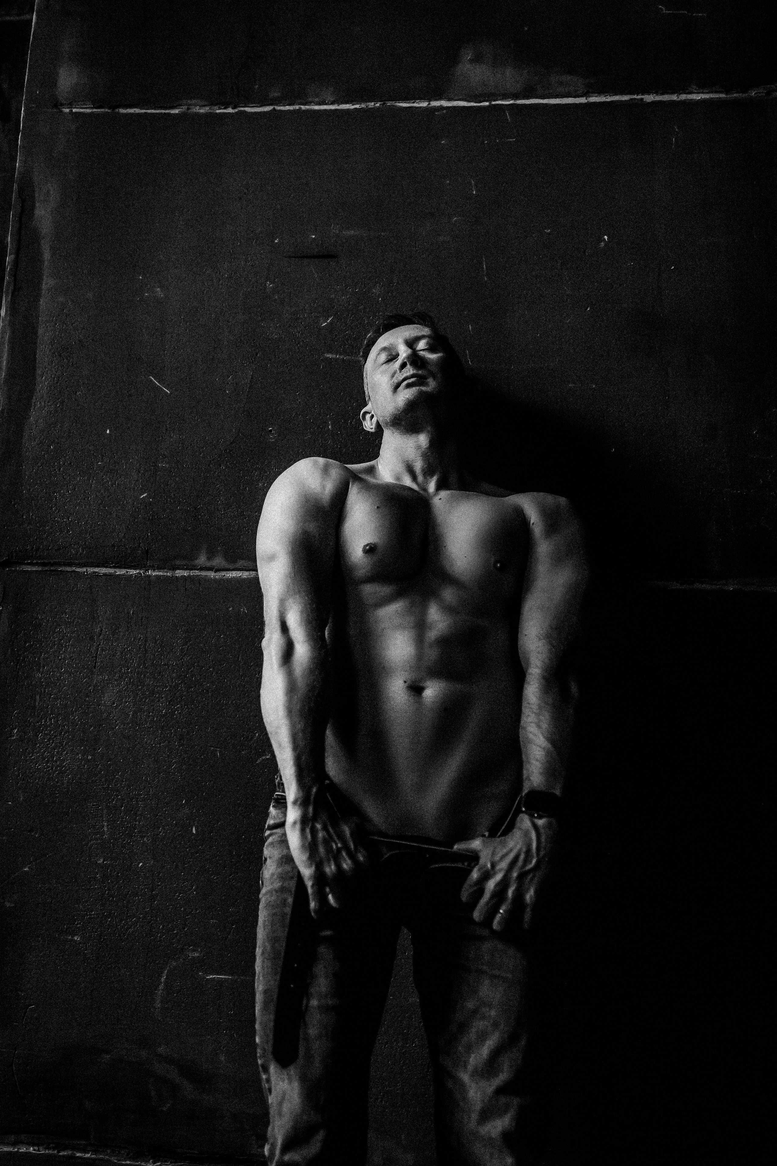 Мужская фотосессия в эротическом в стиле в Москве от 29 800 руб