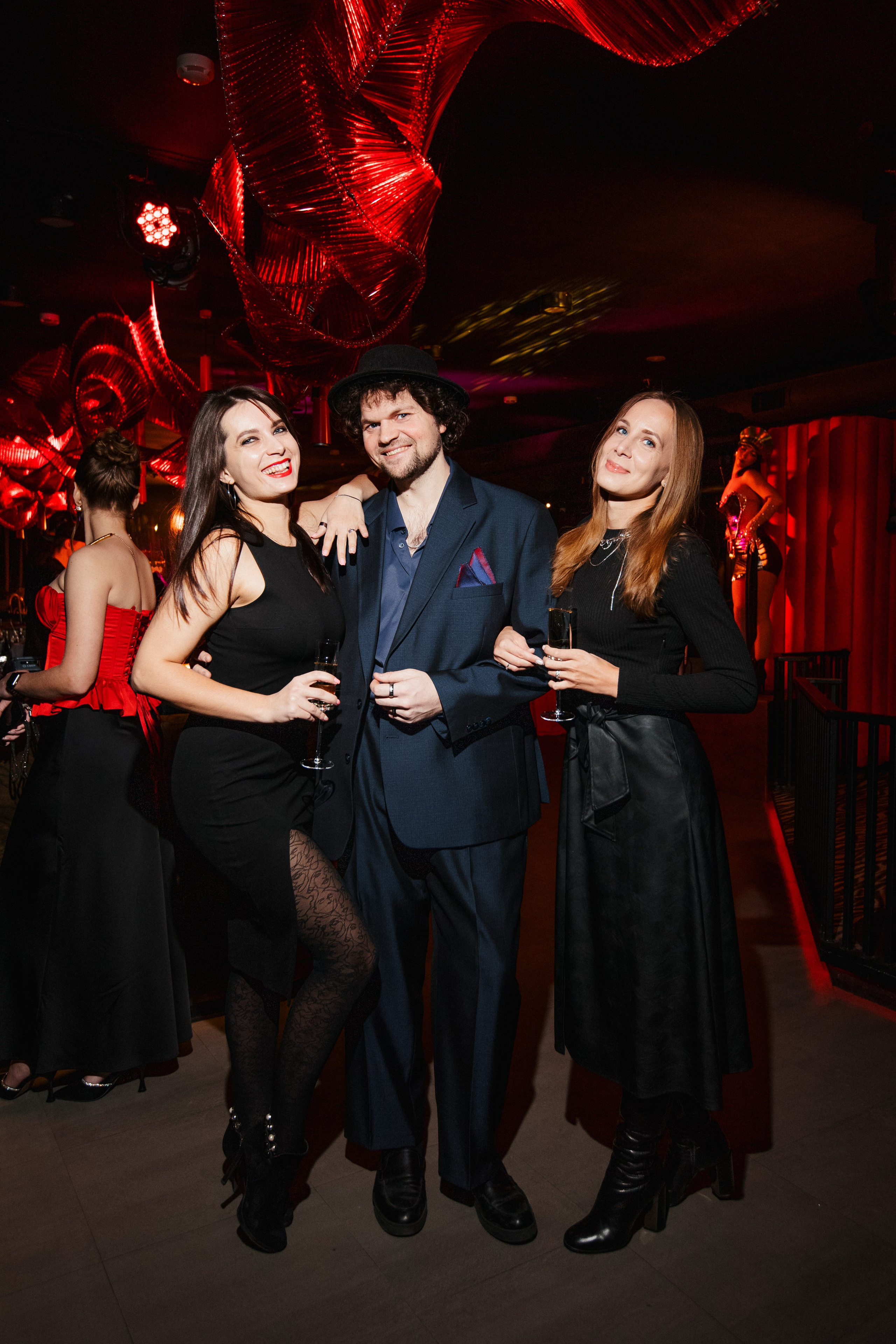 LA FAMIGLIA — SOLOVI — 1 YEAR. СВОИ. ФОТООТЧЕТЫ-СОБЫТИЯ-МЕСТА