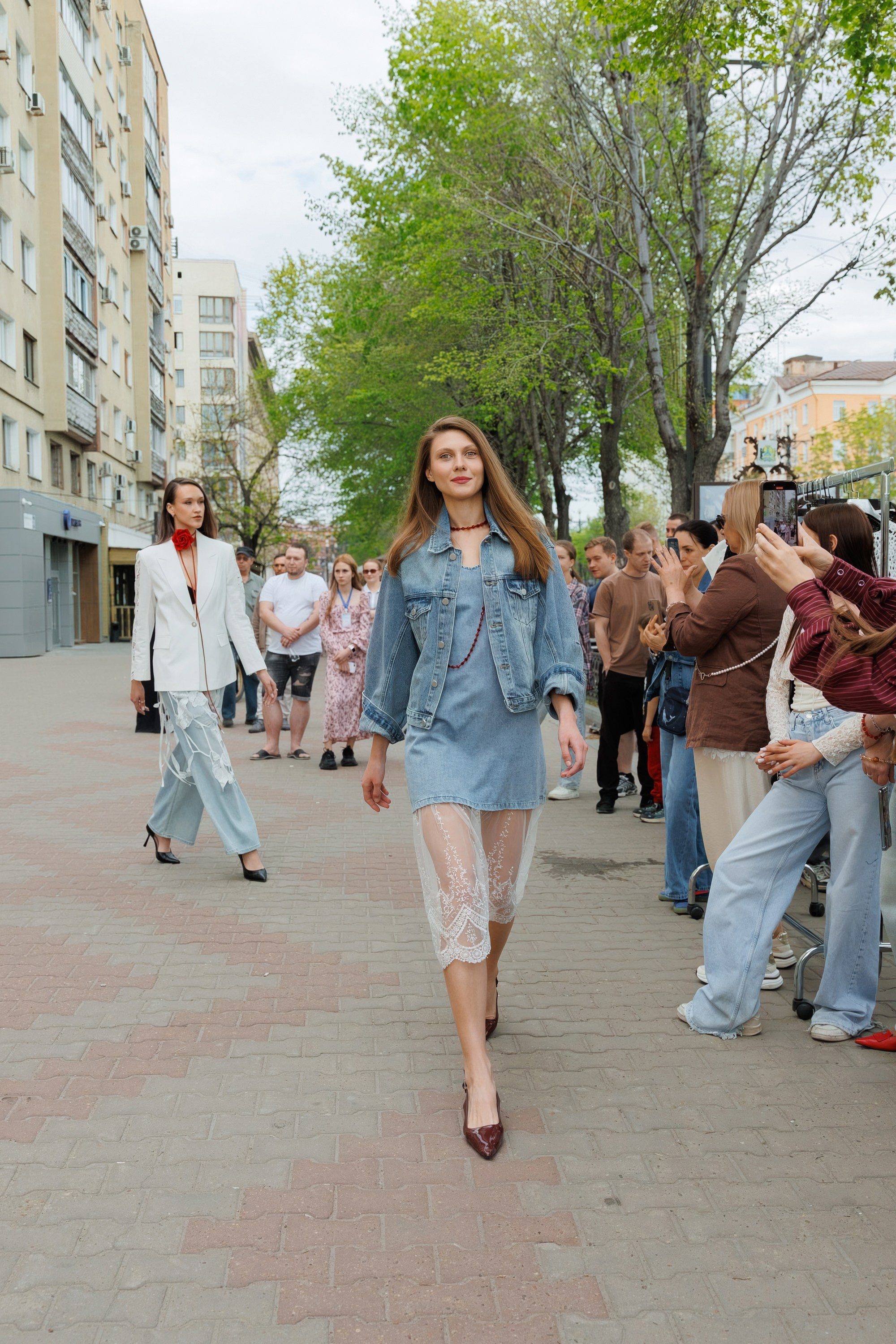 МОДНЫЙ ПОКАЗ. СВОИ. ФОТООТЧЕТЫ-СОБЫТИЯ-МЕСТА