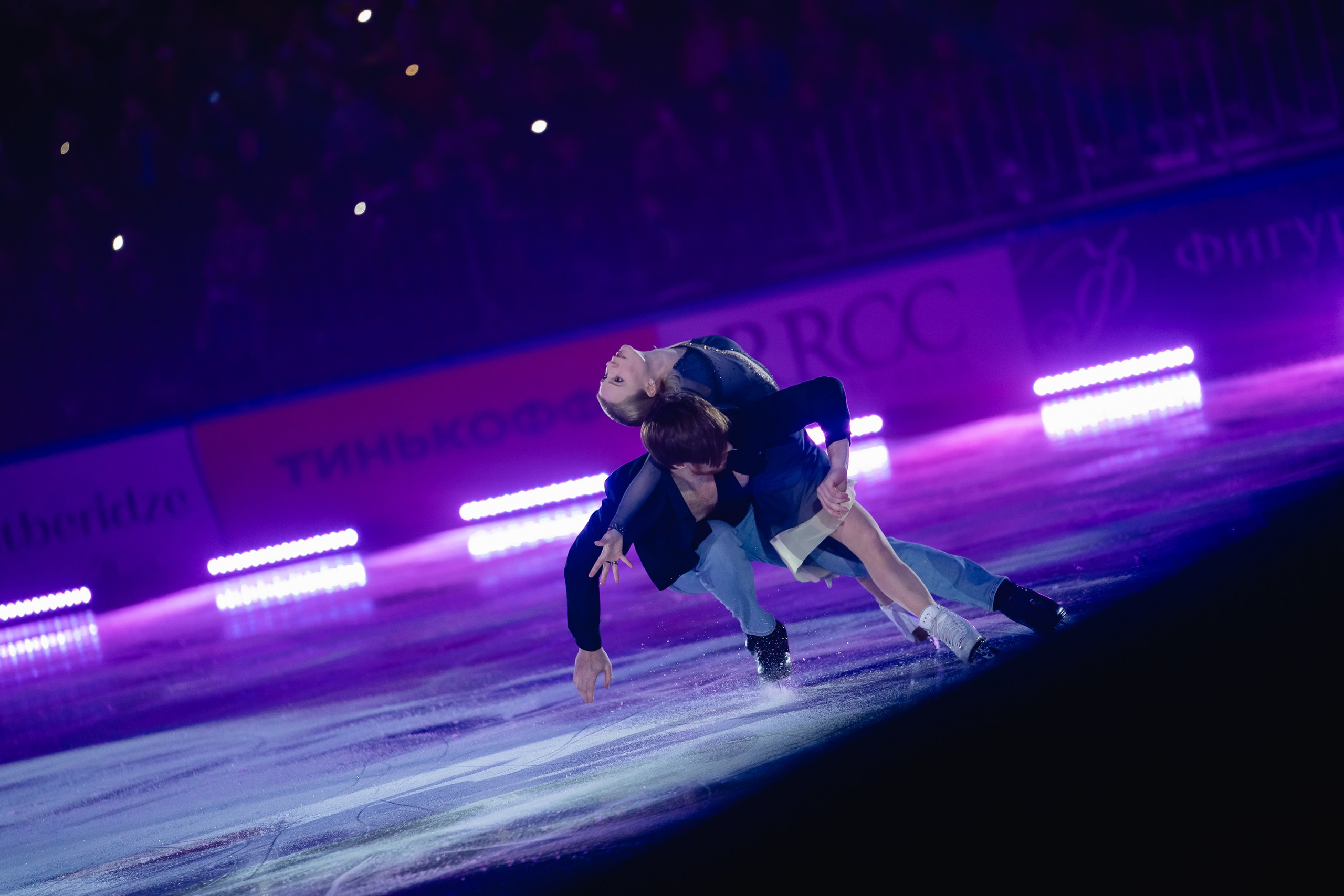 Шоу «Чемпионы на льду» в Новосибирске. Воробьева Ксения — Спортивный и танцевальный фотограф Новосибирск